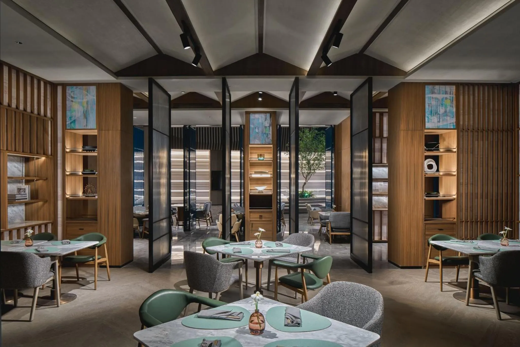 Restaurant/places to eat in Hotel Indigo Suzhou Jinji Lake by IHG