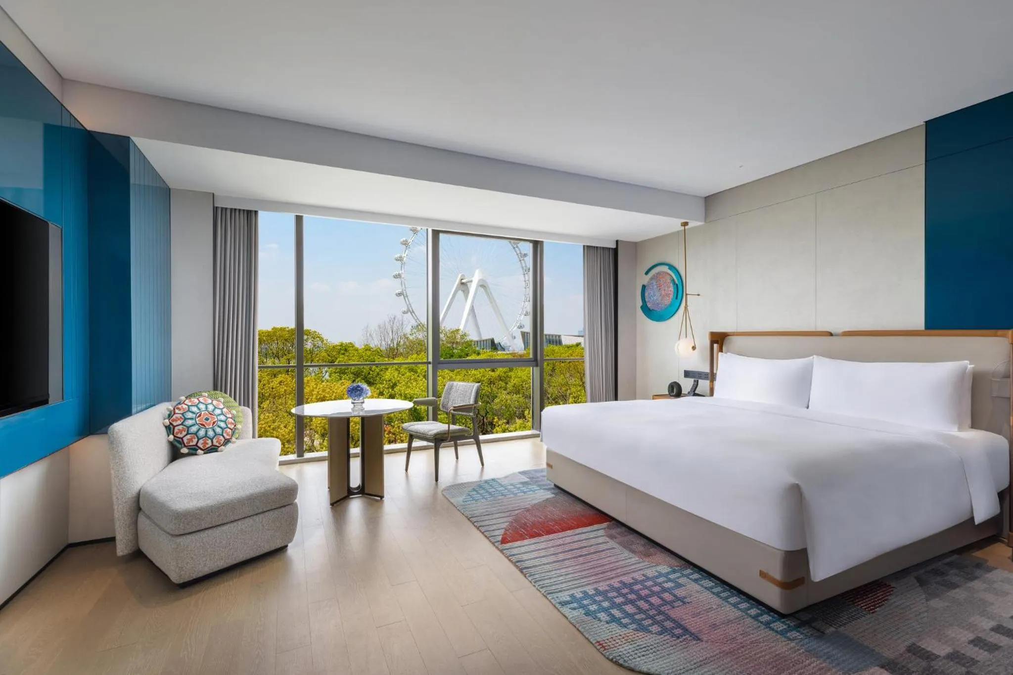 Photo of the whole room, Bed in Hotel Indigo Suzhou Jinji Lake by IHG