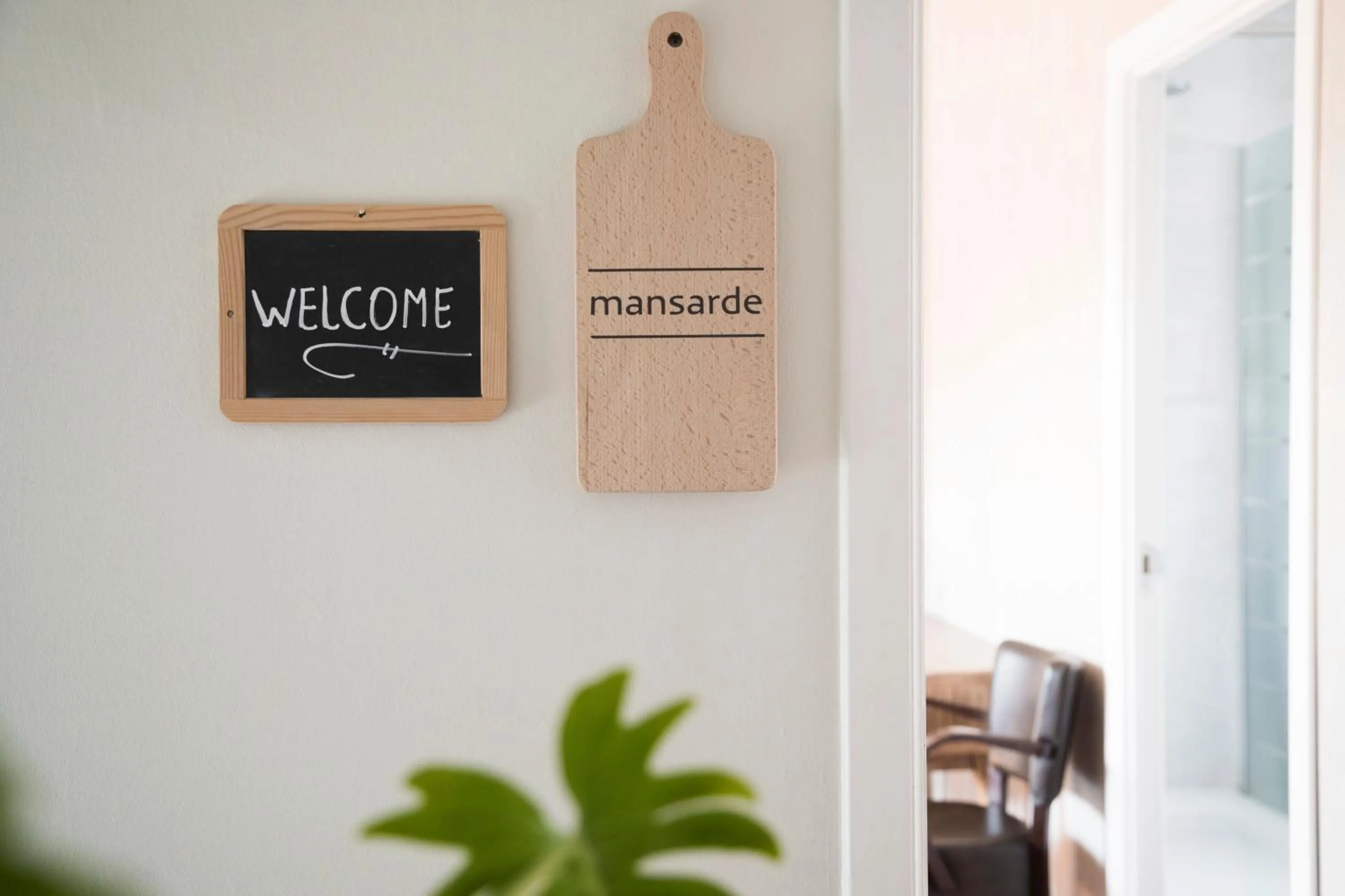 Decorative detail in Restaurant & Guesthouse Cachet de Cire