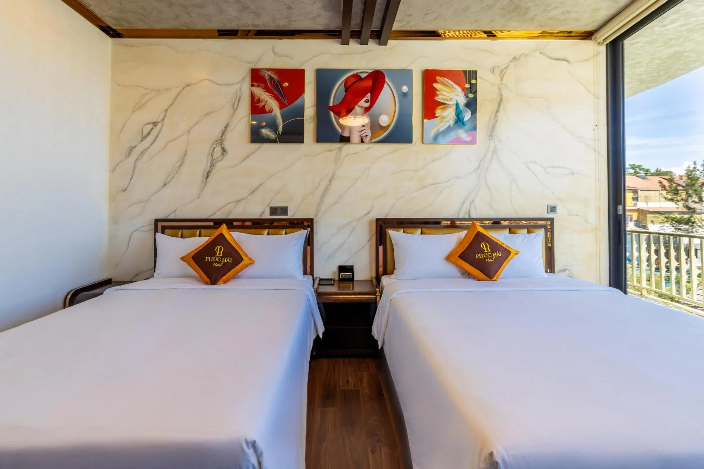 Photo of the whole room, Bed in Phuc Hai Hotel Da Lat