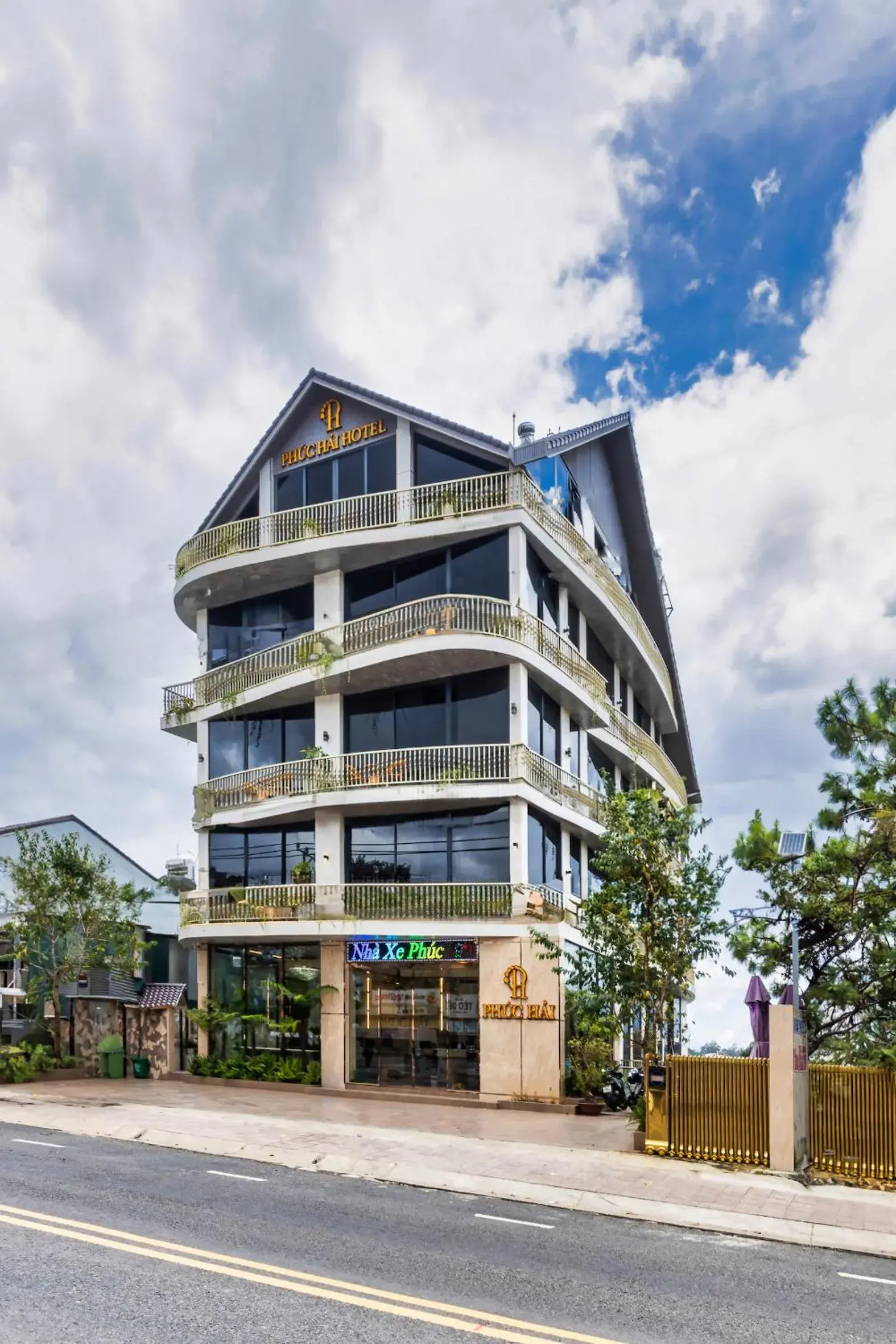 Property building in Phuc Hai Hotel Da Lat Property building in Phuc Hai Hotel Da Lat