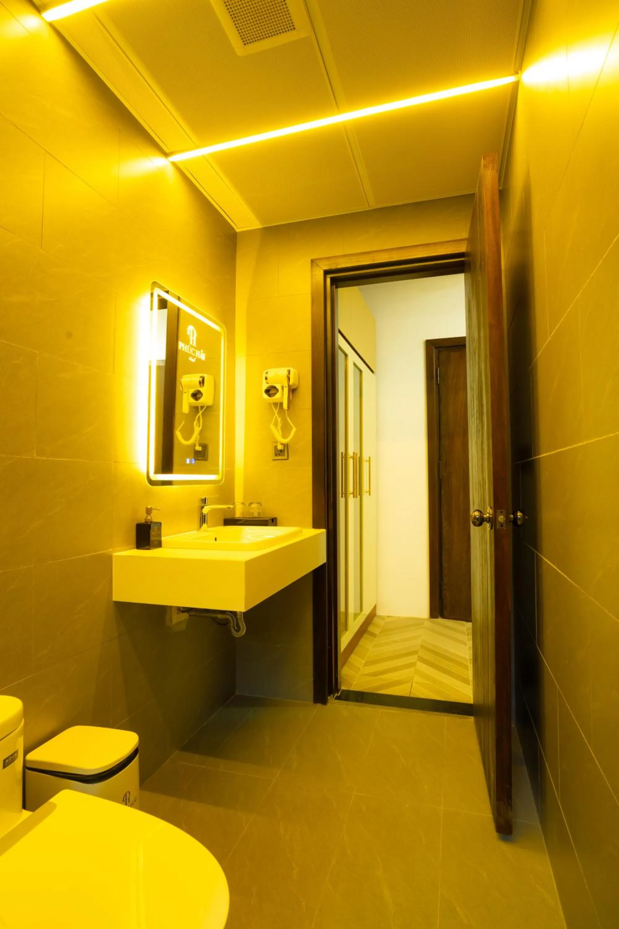 Bathroom in Phuc Hai Hotel Da Lat