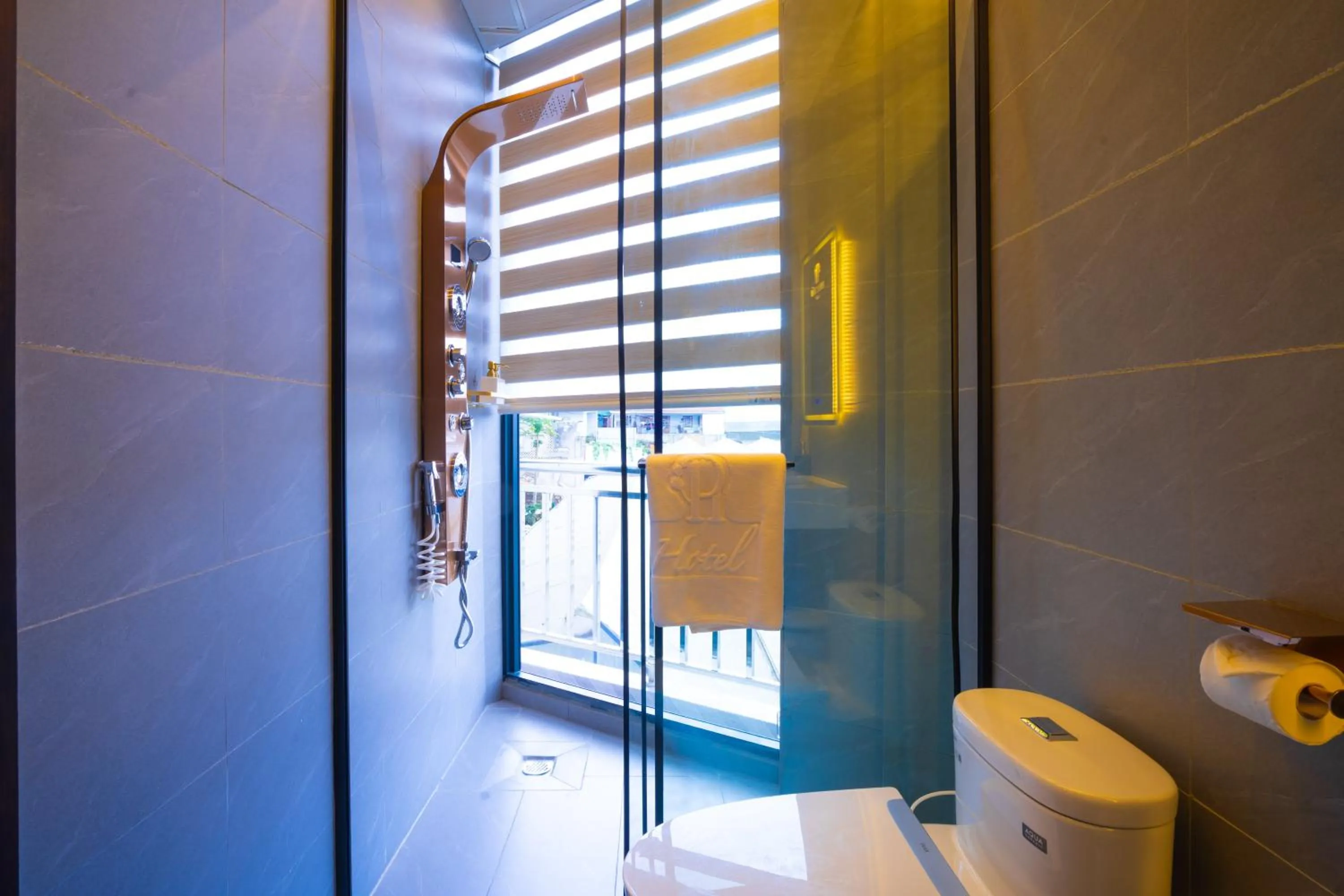 Bathroom in Phuc Hai Hotel Da Lat