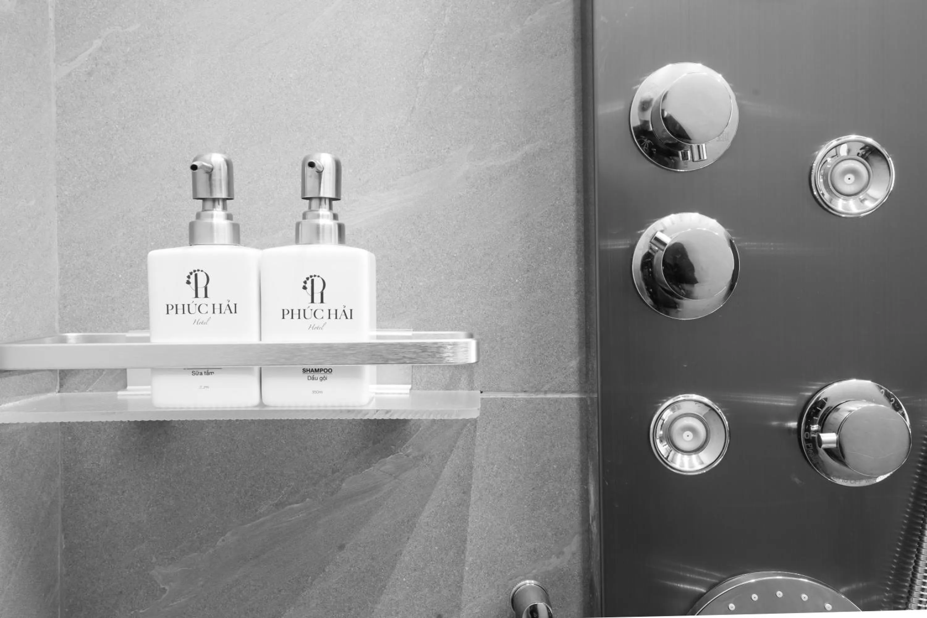 Bathroom in Phuc Hai Hotel Da Lat