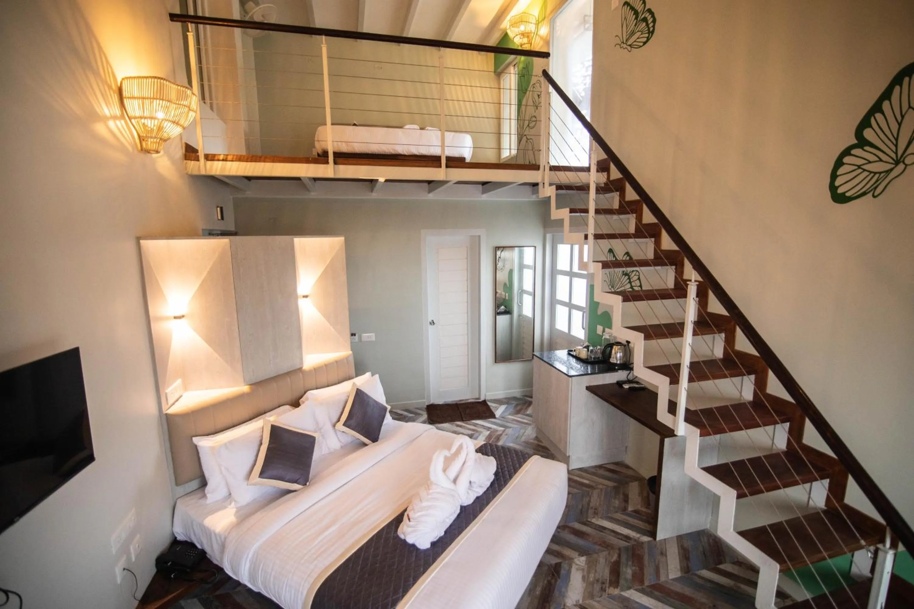 Property building, Bed in La Papillon Maison