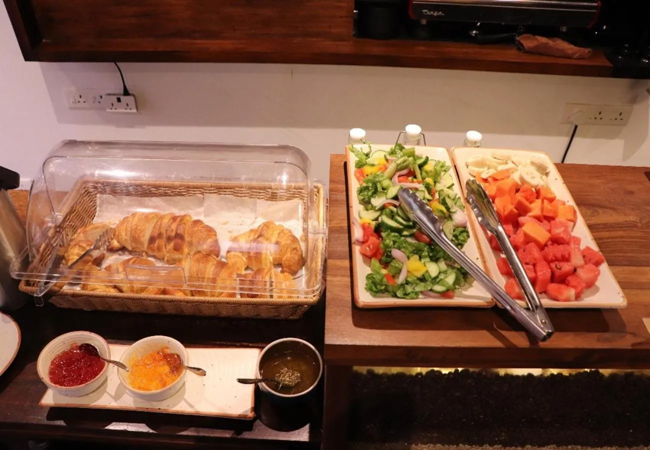 Food and drinks in La Papillon Maison