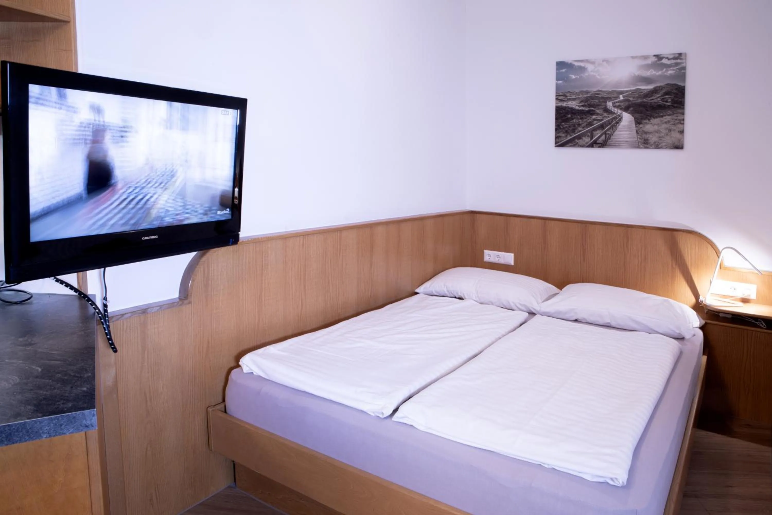 TV and multimedia, Bed in Ferienwohnungen Gabriel