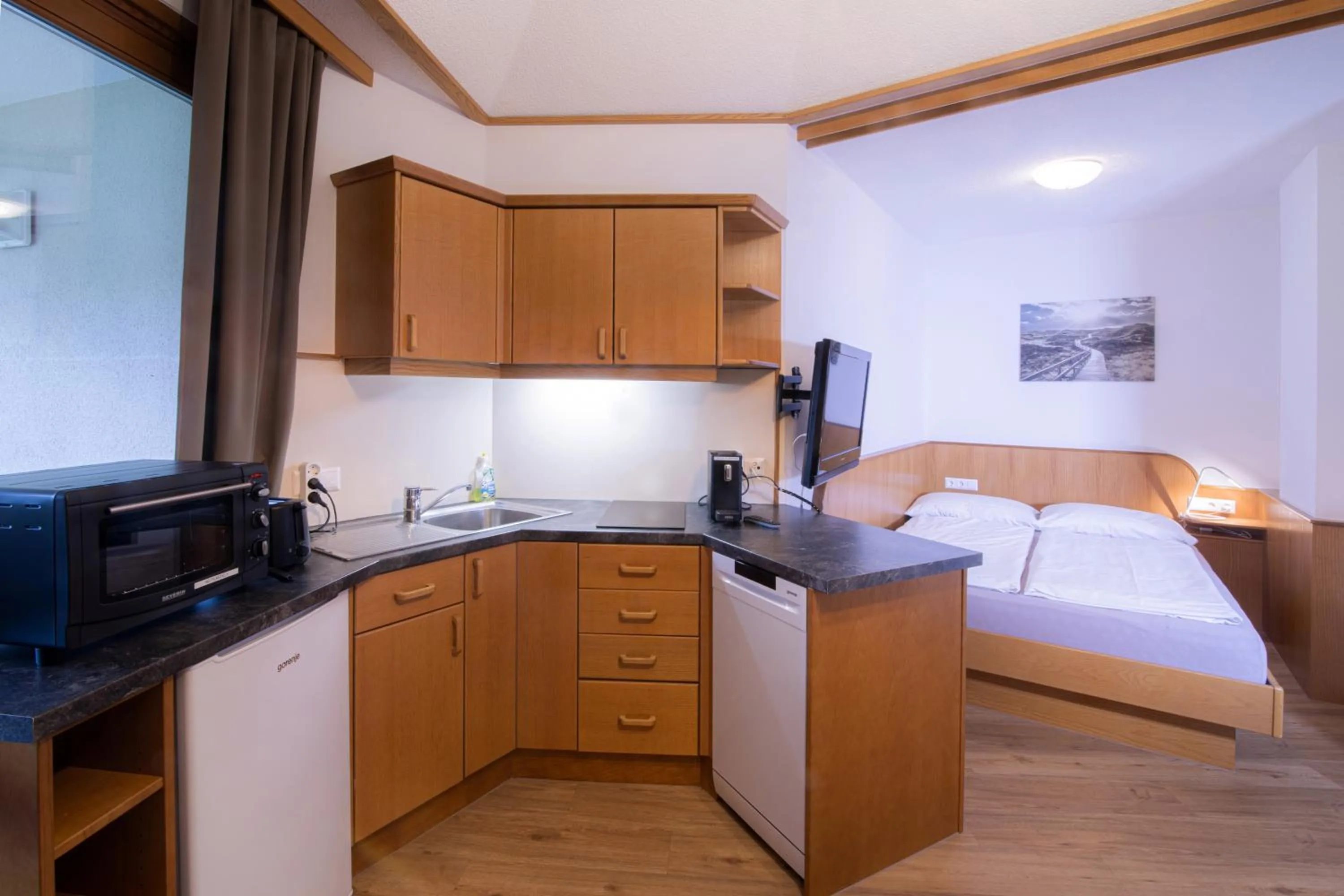 TV and multimedia, Bed in Ferienwohnungen Gabriel