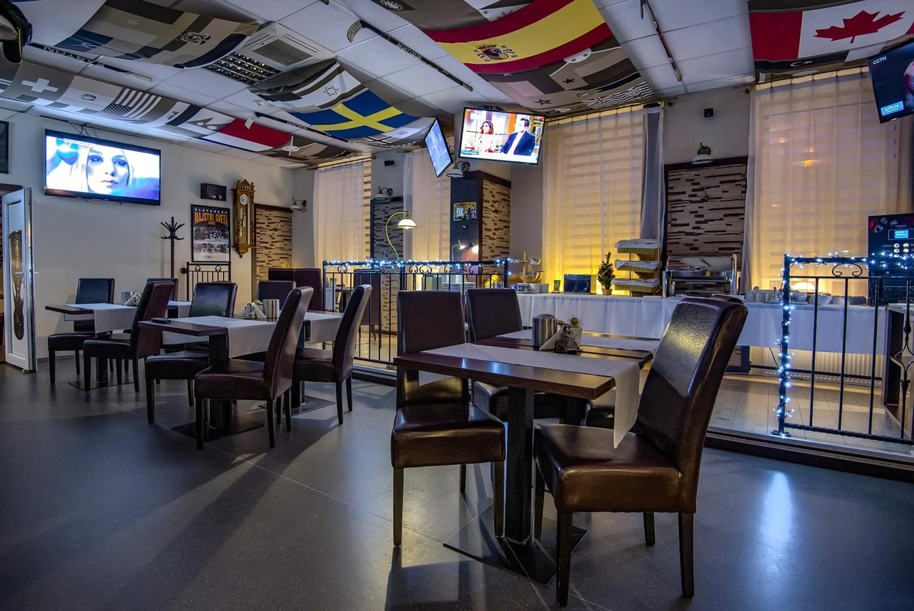 Restaurant/places to eat in Penzión Sport