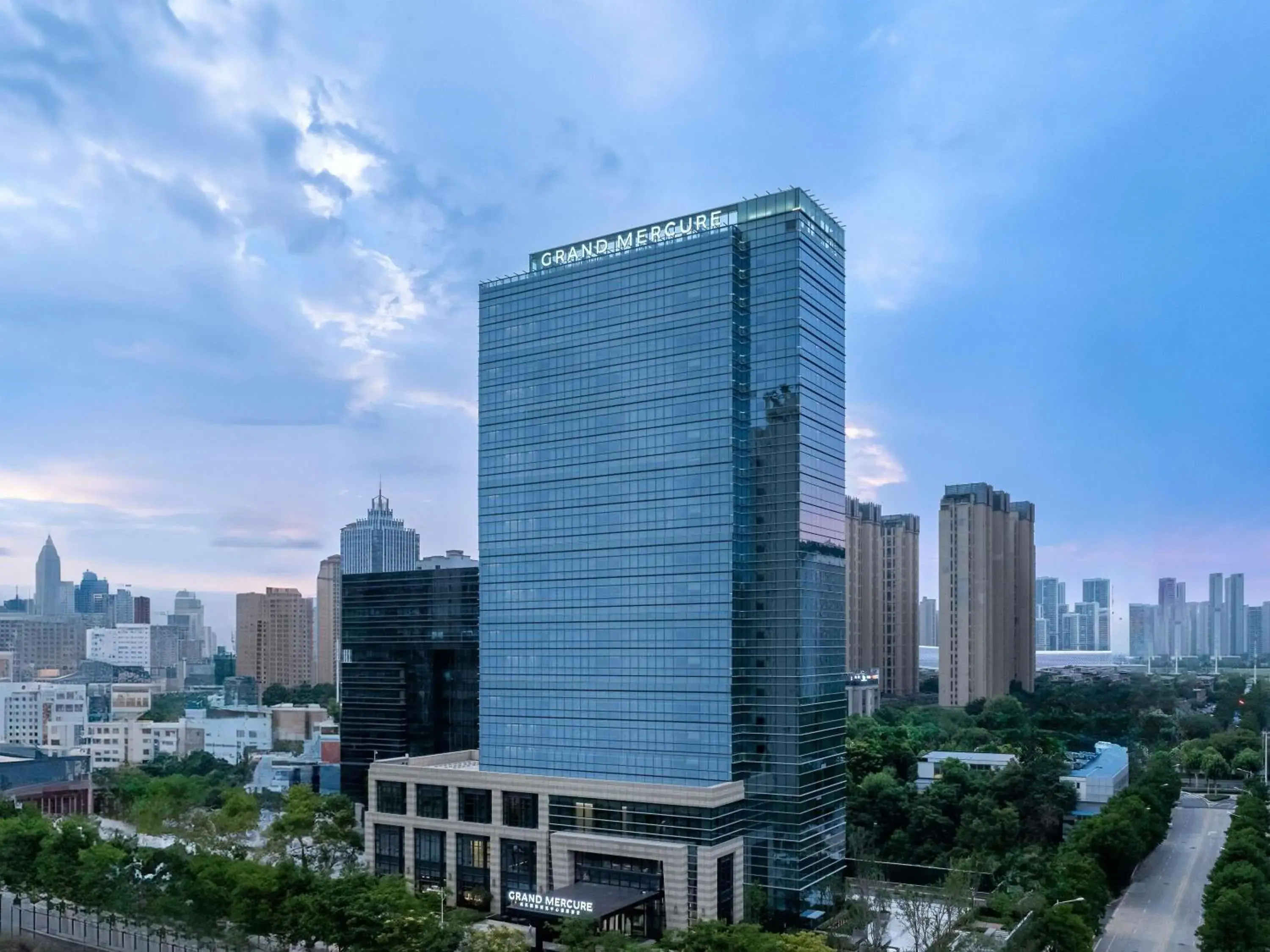 Property building in Grand Mercure Wuhan Hanyang Property building in Grand Mercure Wuhan Hanyang