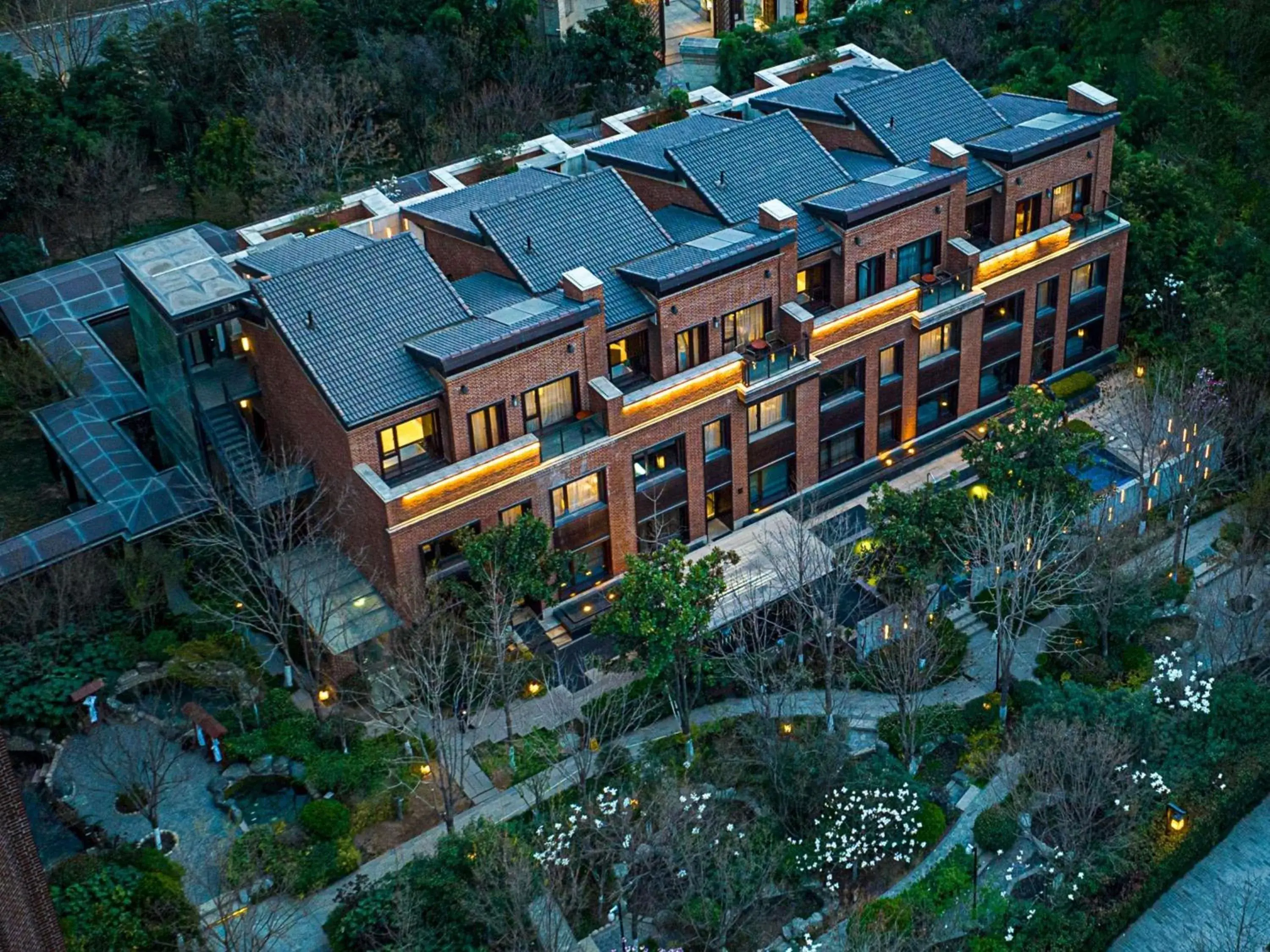 Property building in Swissotel Xi' an Xinxing Hot Spring Property building in Swissotel Xi' an Xinxing Hot Spring