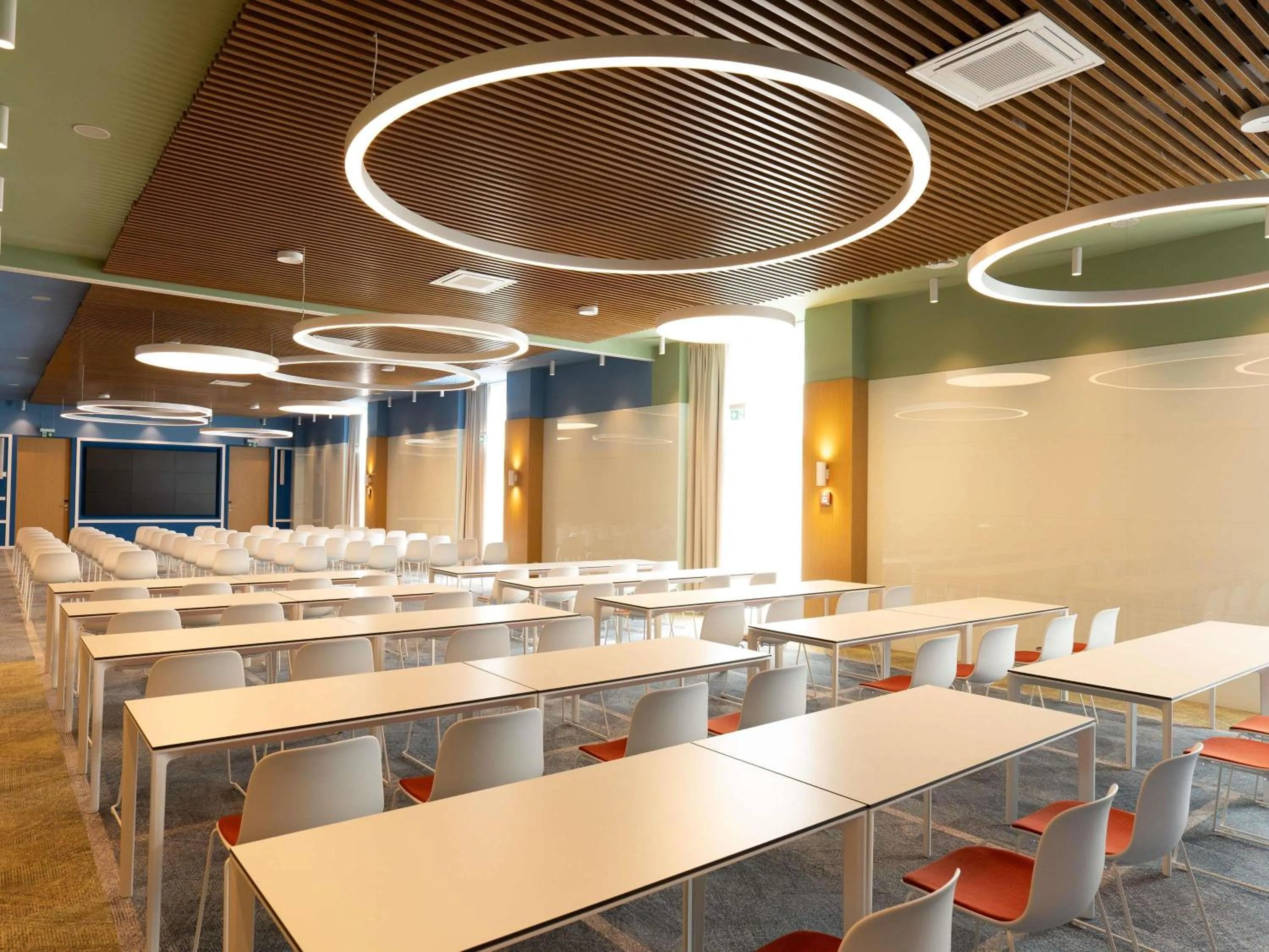 Meeting/conference room in ibis Styles Chisinau