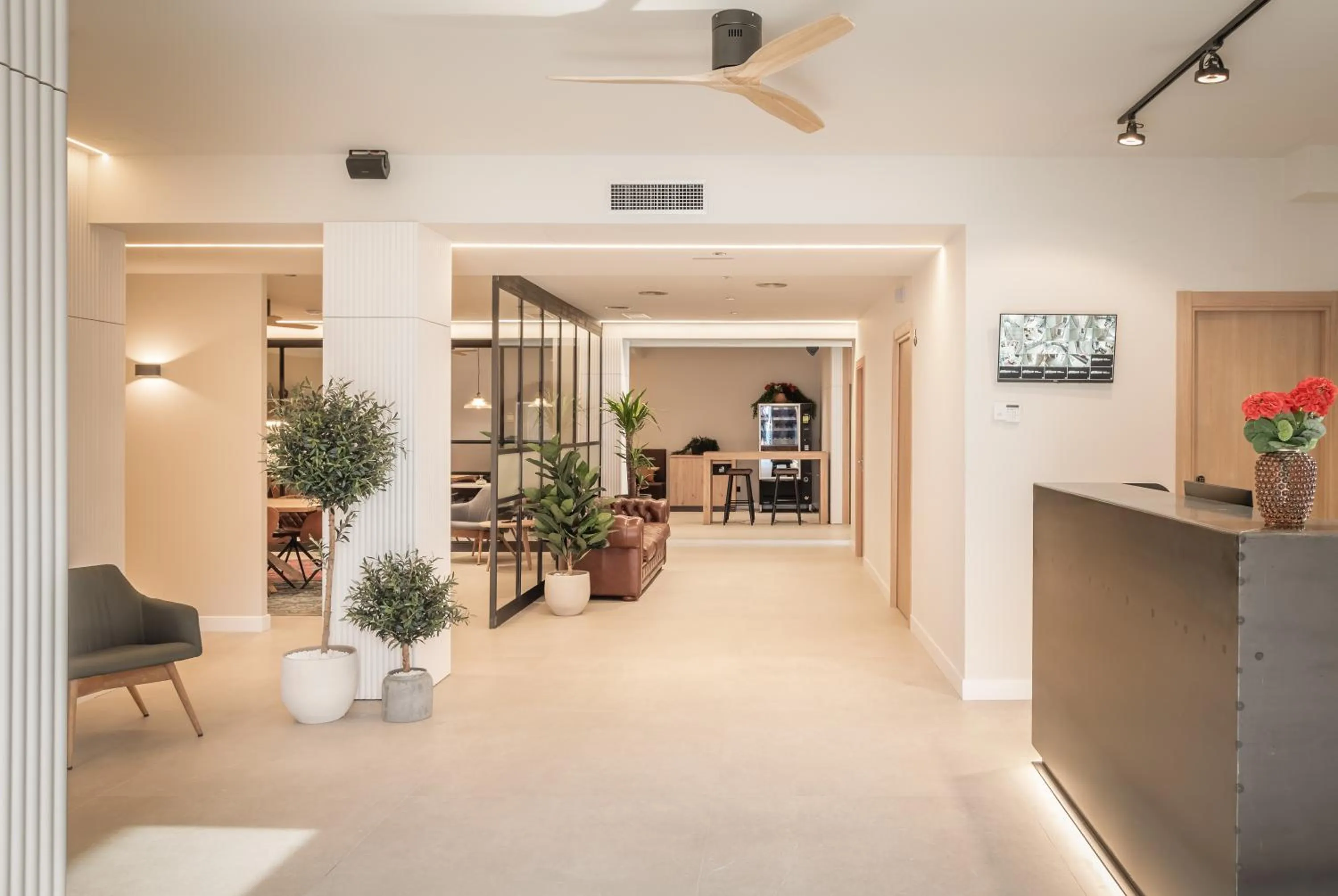 Aerohotel Barcelona Airport 24h