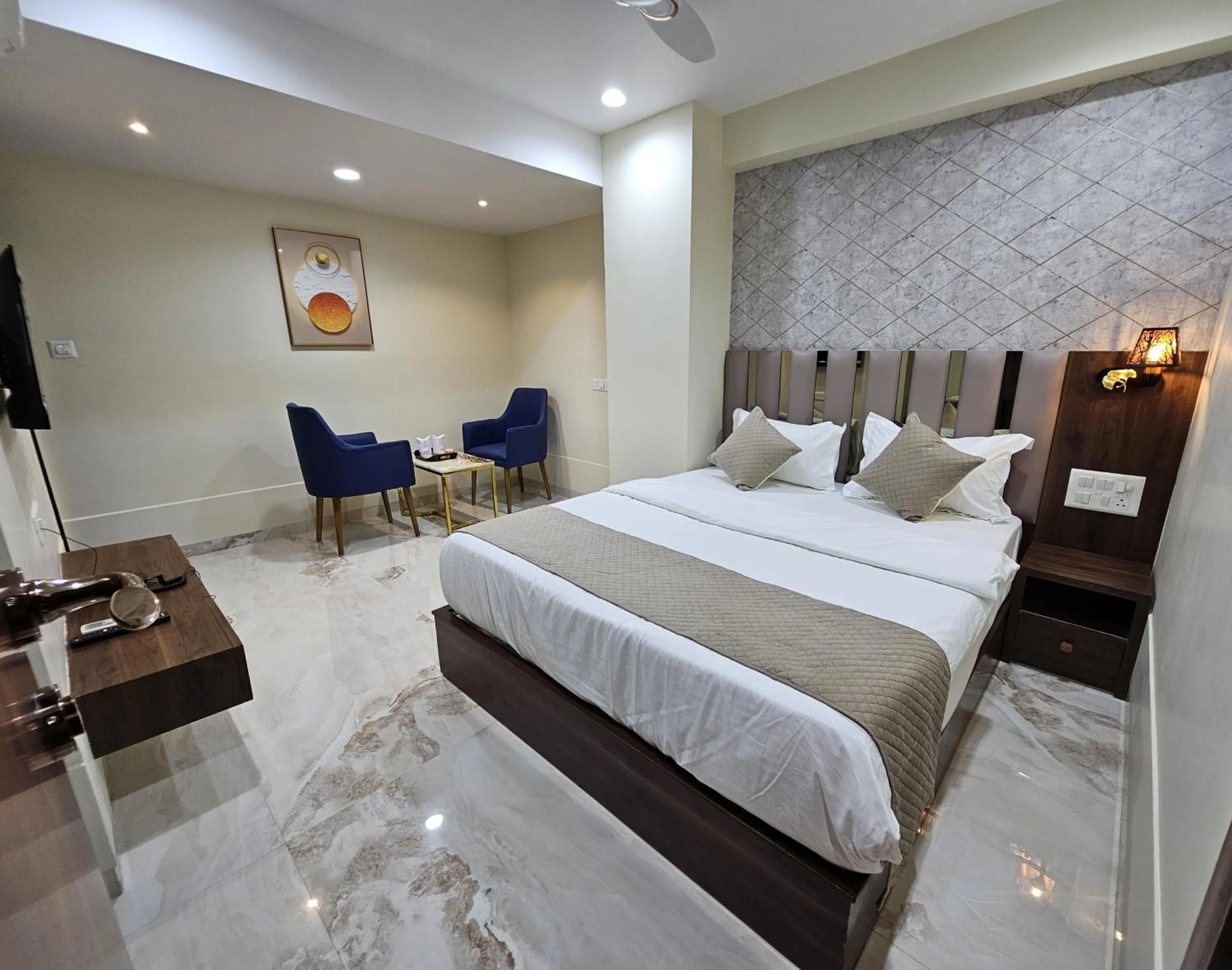 Bed in The Eiffel Hotel & Banquet