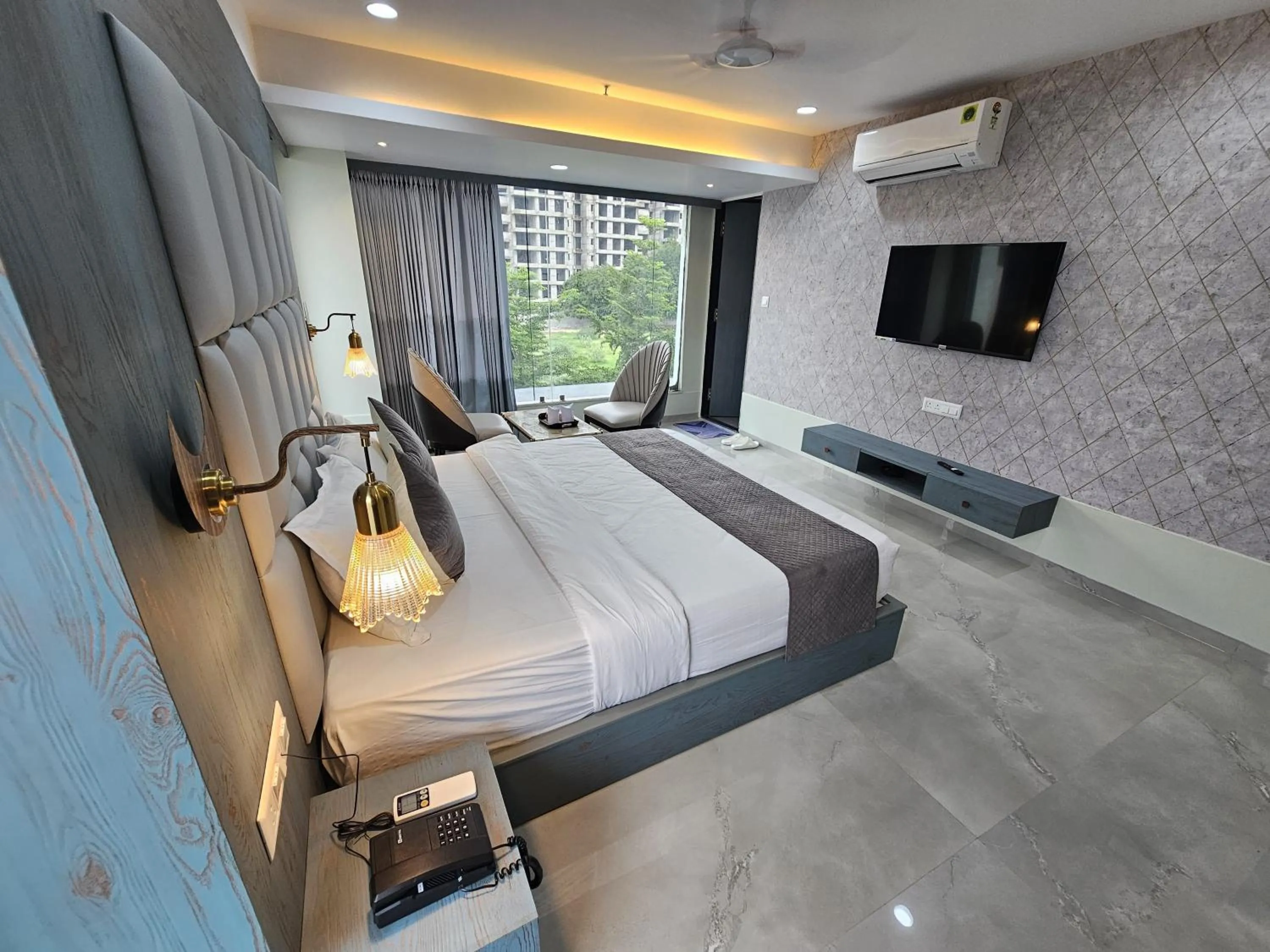 Bed in The Eiffel Hotel & Banquet