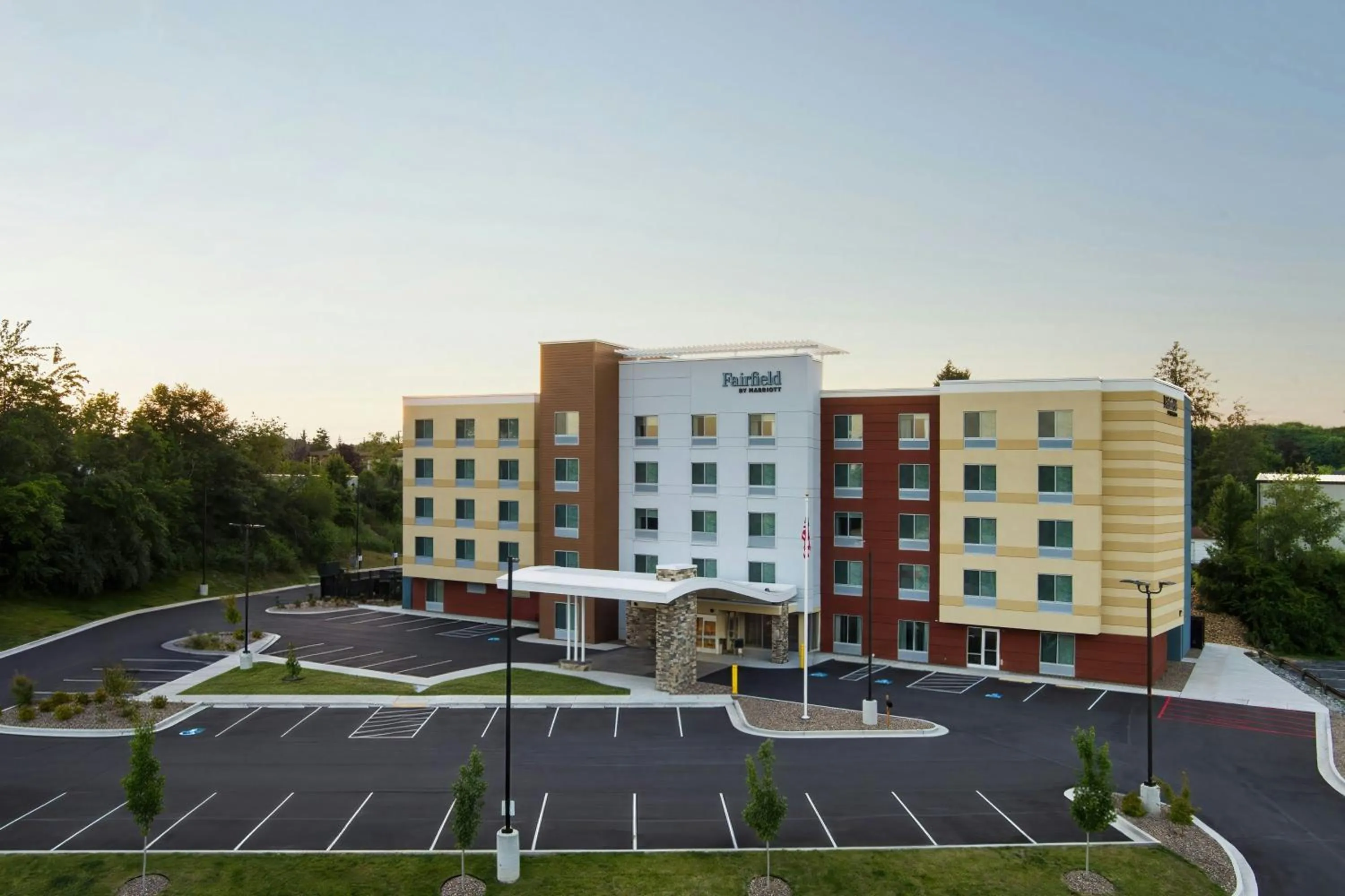 Property building in Fairfield by Marriott Inn & Suites Beckley