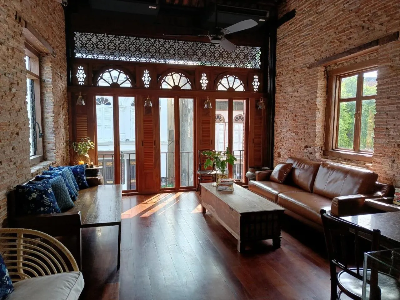 Seating area in KLUENNGAM Cafe & Stay