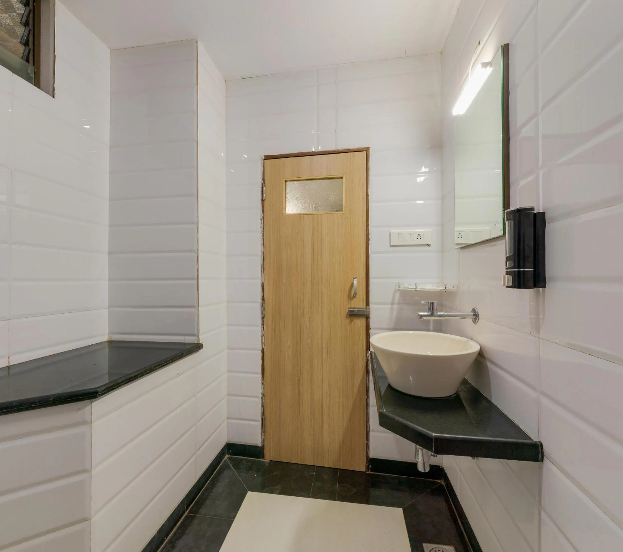 Bathroom in Hotel Vihar Deluxe
