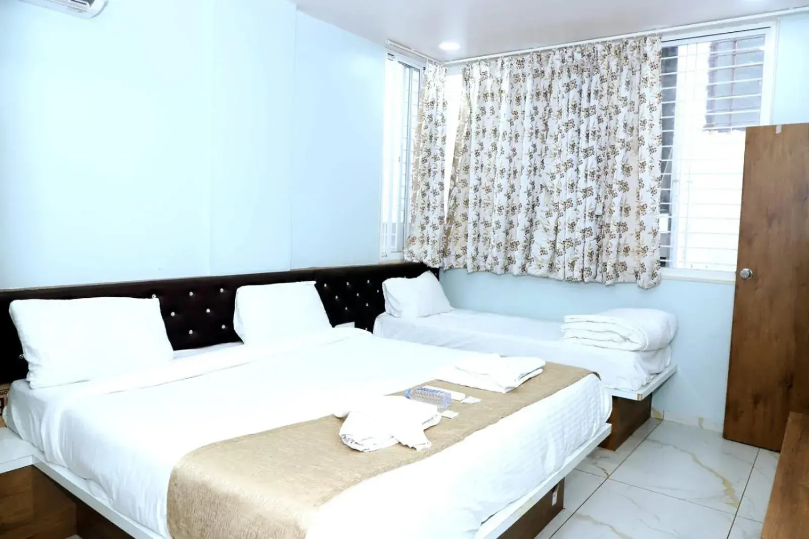 Photo of the whole room in Twarita Executive Lodge Photo of the whole room in Twarita Executive Lodge