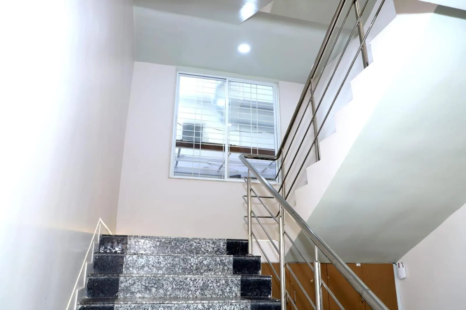 Property building in Twarita Executive Lodge