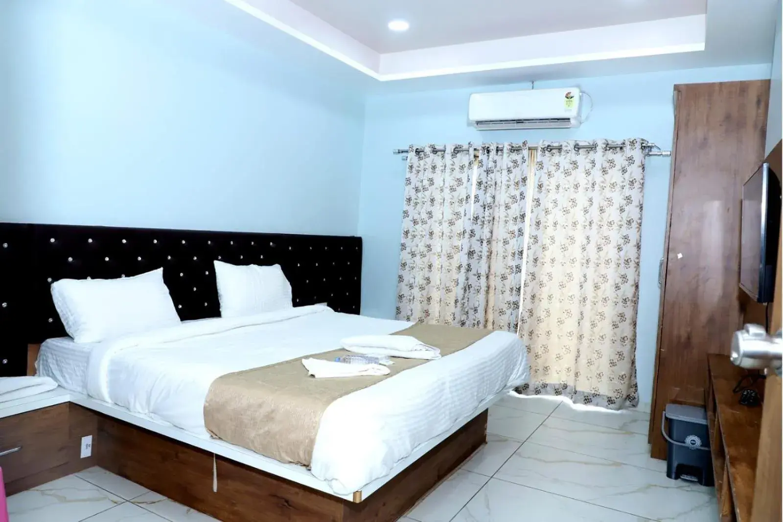 Bed in Twarita Executive Lodge Bed in Twarita Executive Lodge