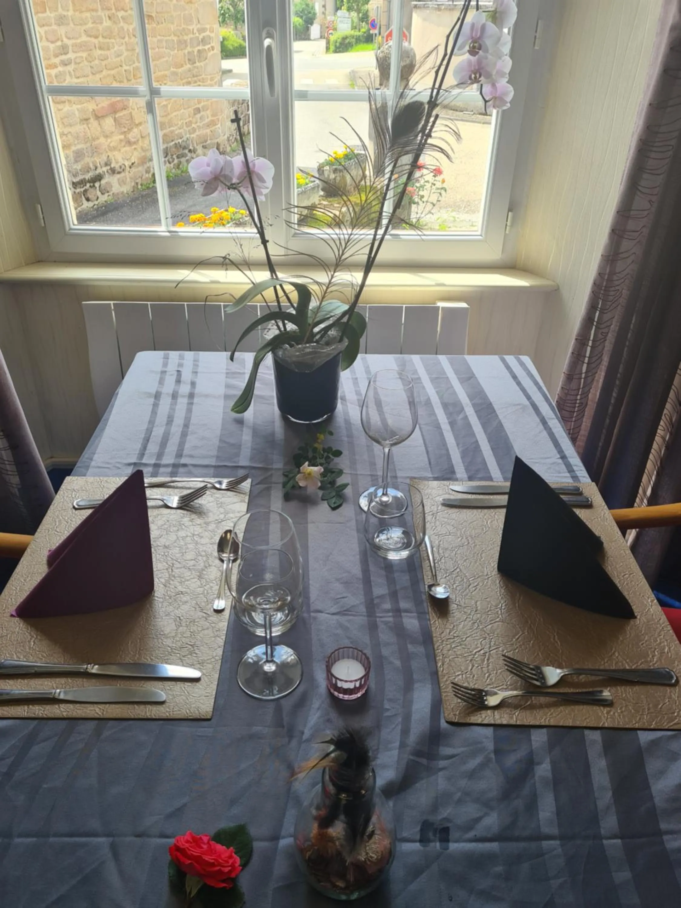 Dining area in Hotel Saint julien aux bois