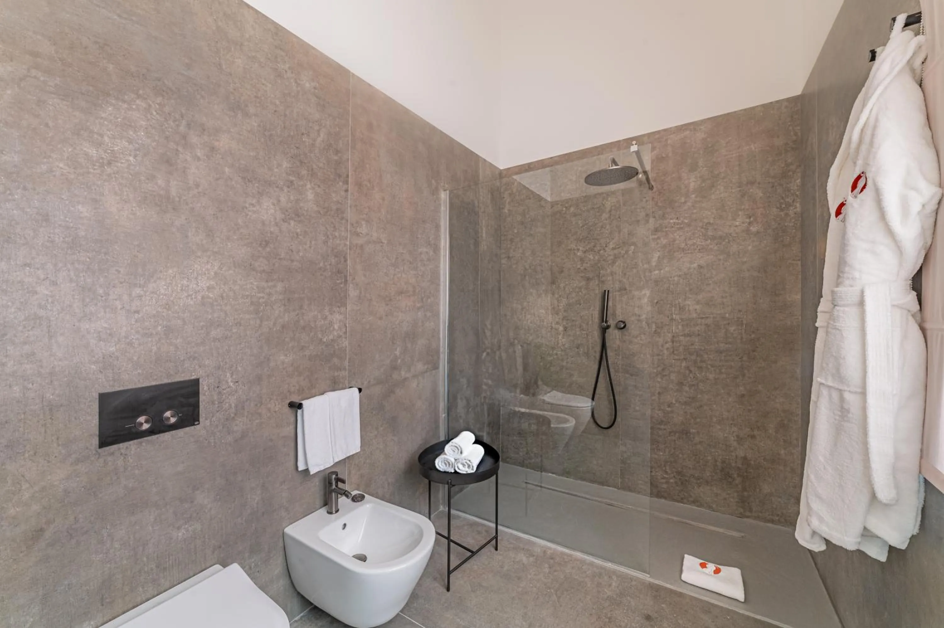 Shower in Villa Conrad