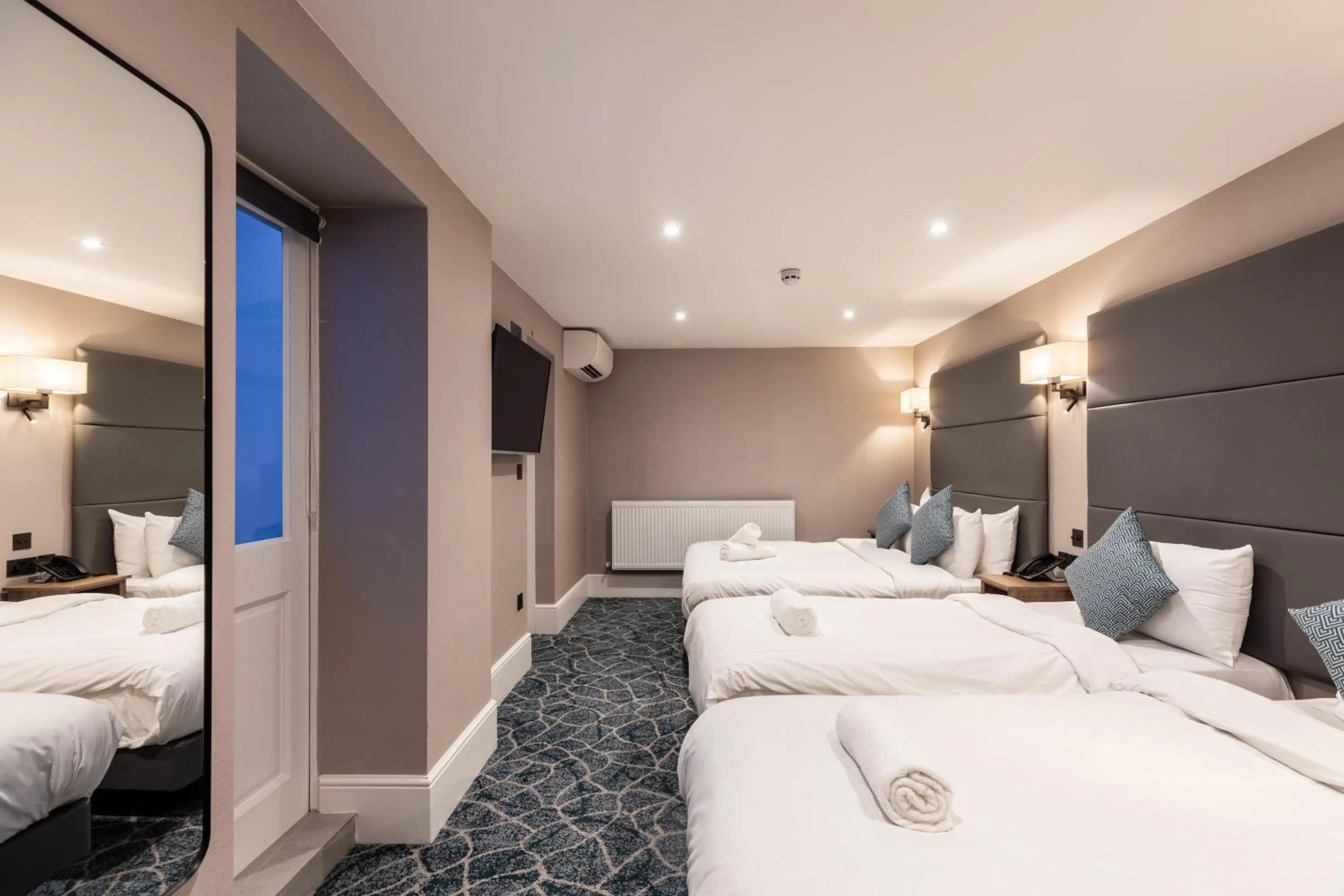 Bedroom, Bed in The Chapter Hotels - The J Hyde Park