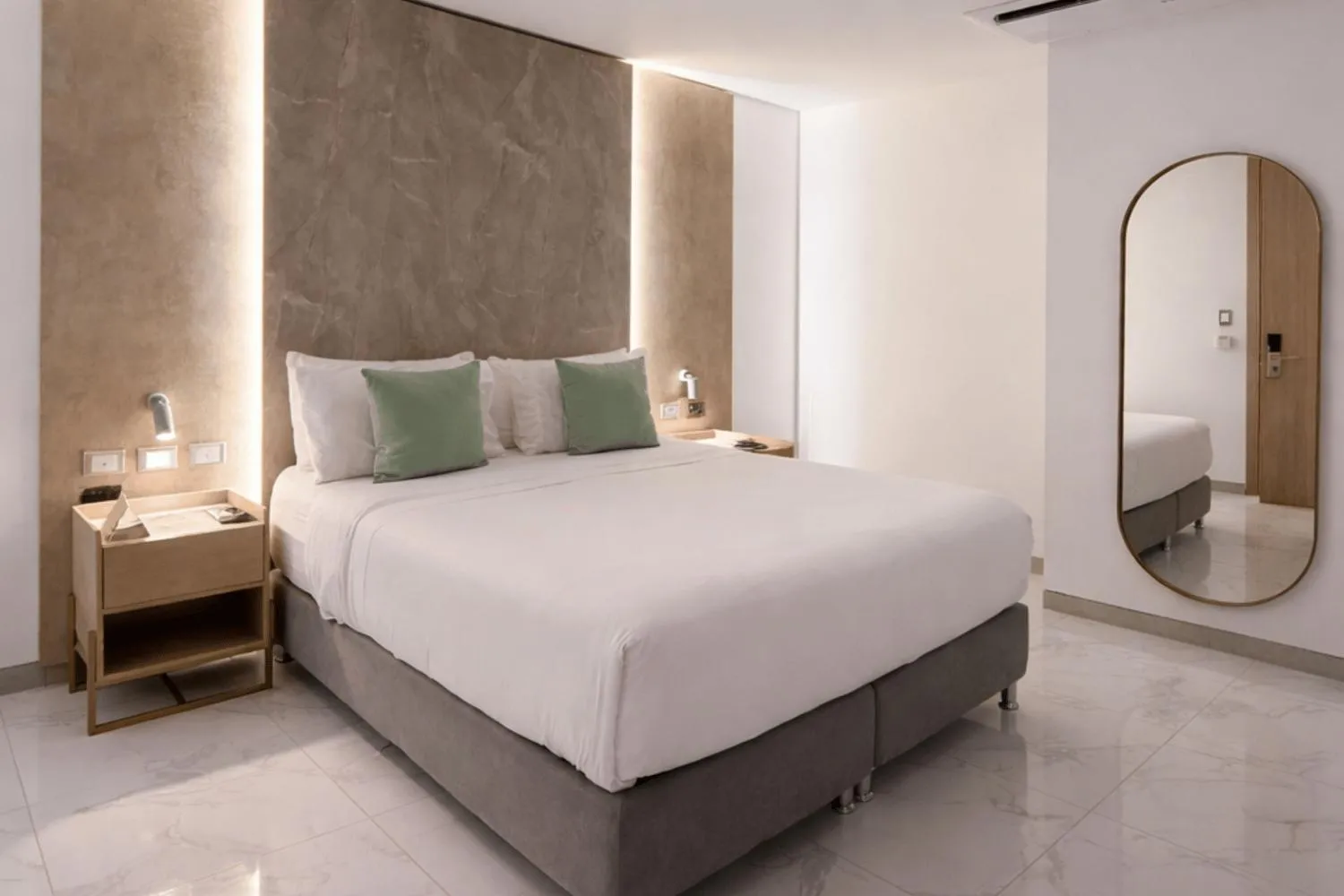 Bed in Delamar Hotel