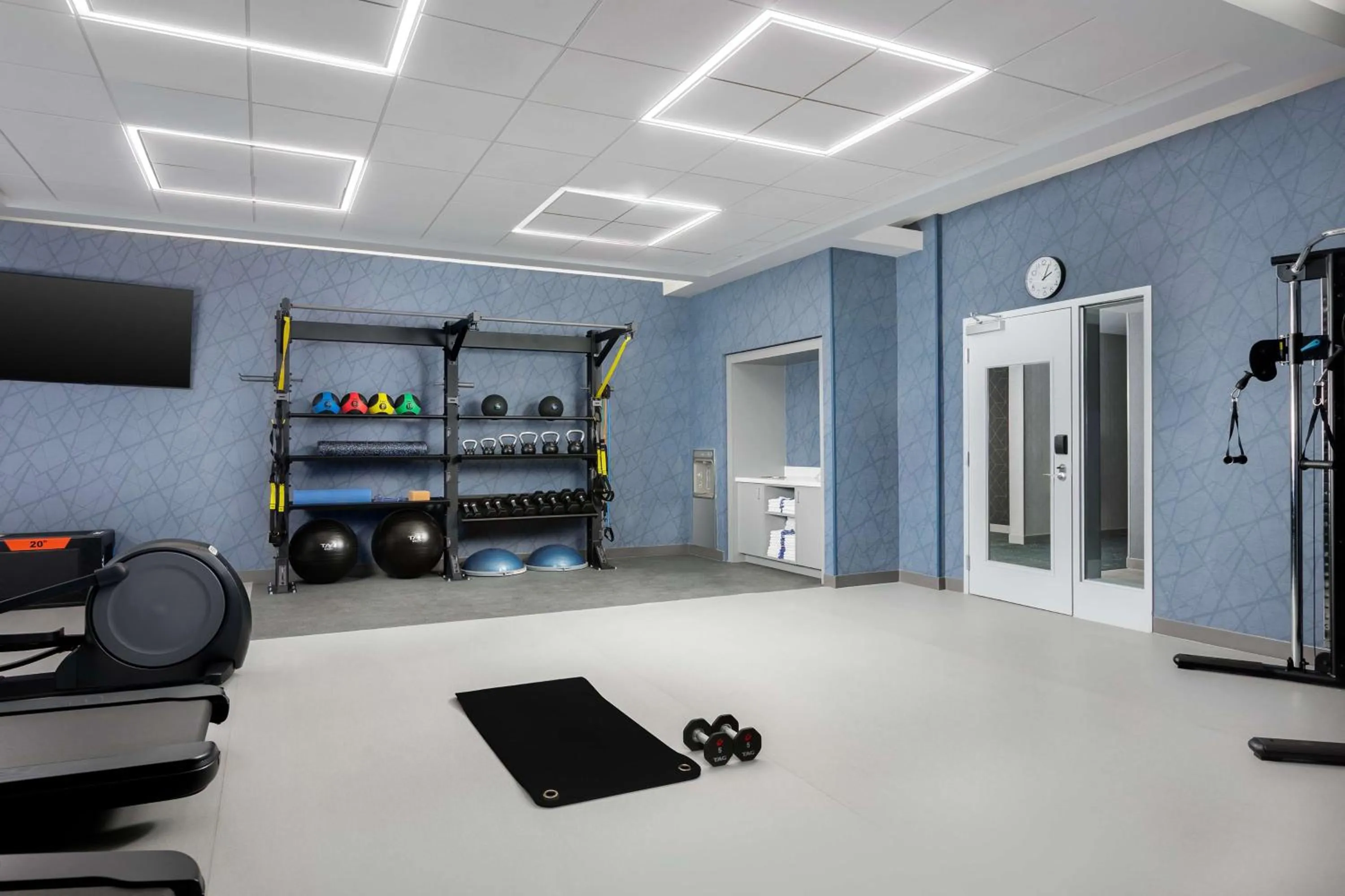 Fitness centre/facilities in Homewood Suites By Hilton Newport Cincinnati