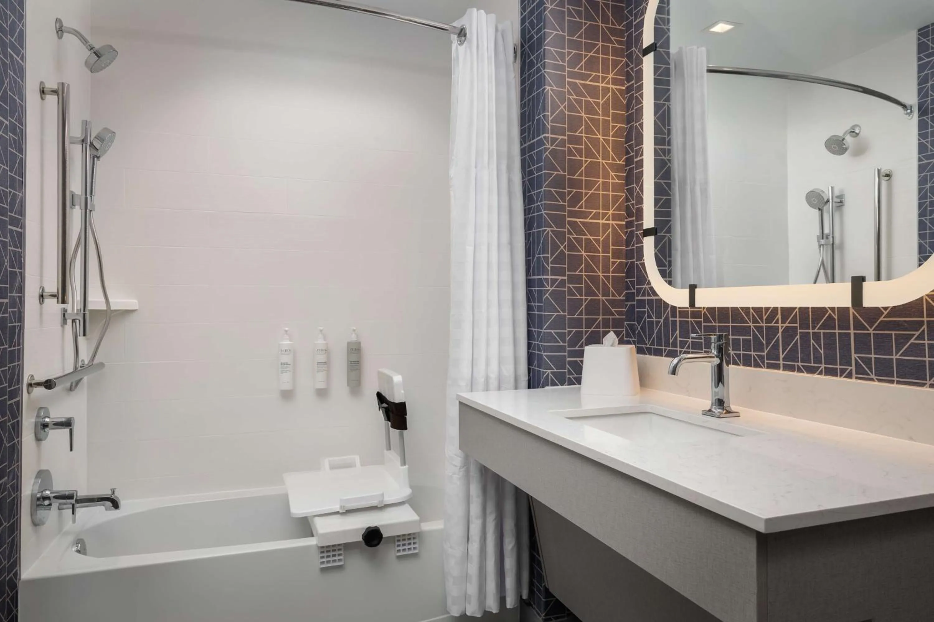 Bathroom in Homewood Suites By Hilton Newport Cincinnati