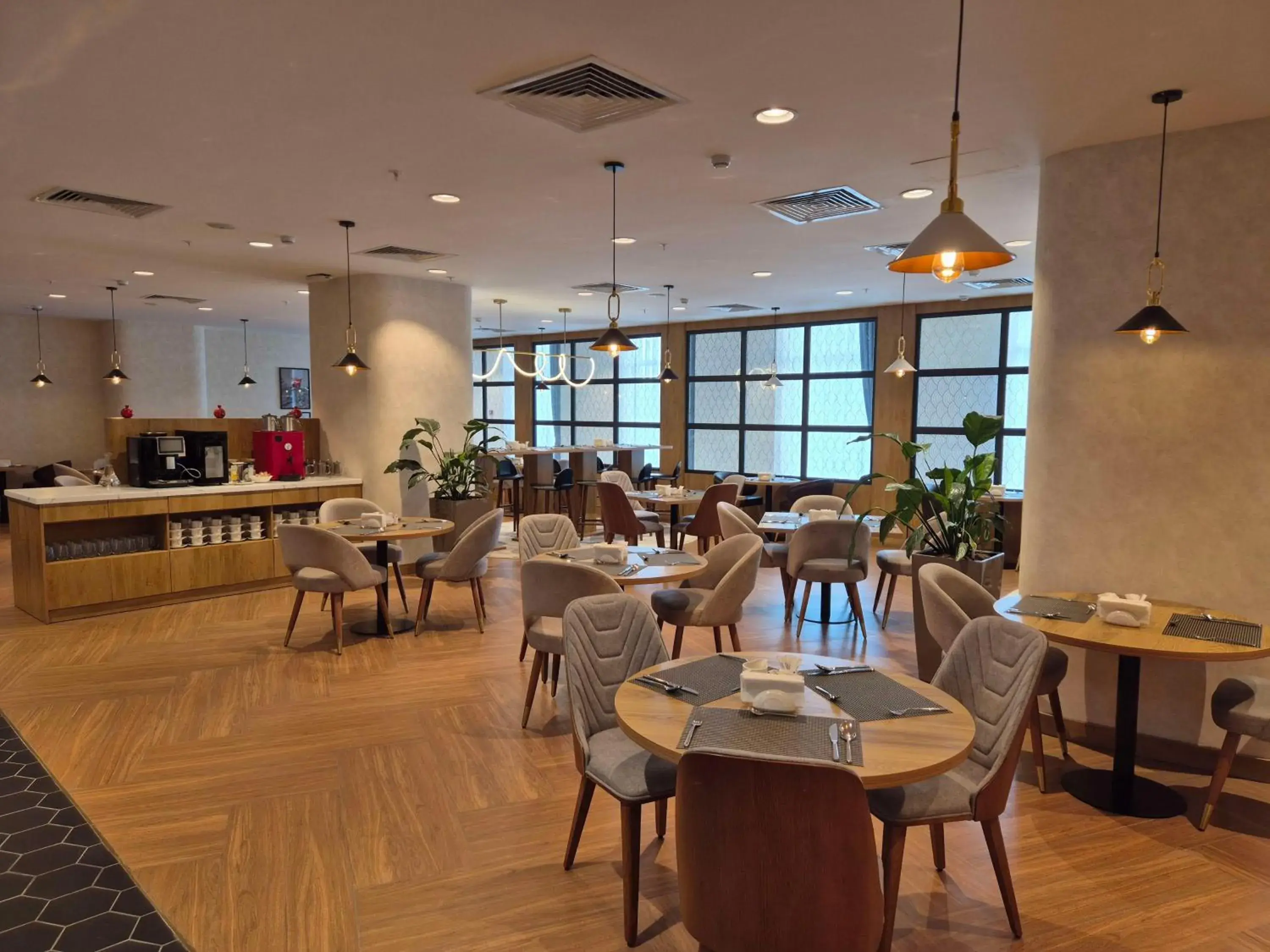Restaurant/places to eat in Hilton Garden Inn Termez Airitom Restaurant/places to eat in Hilton Garden Inn Termez Airitom