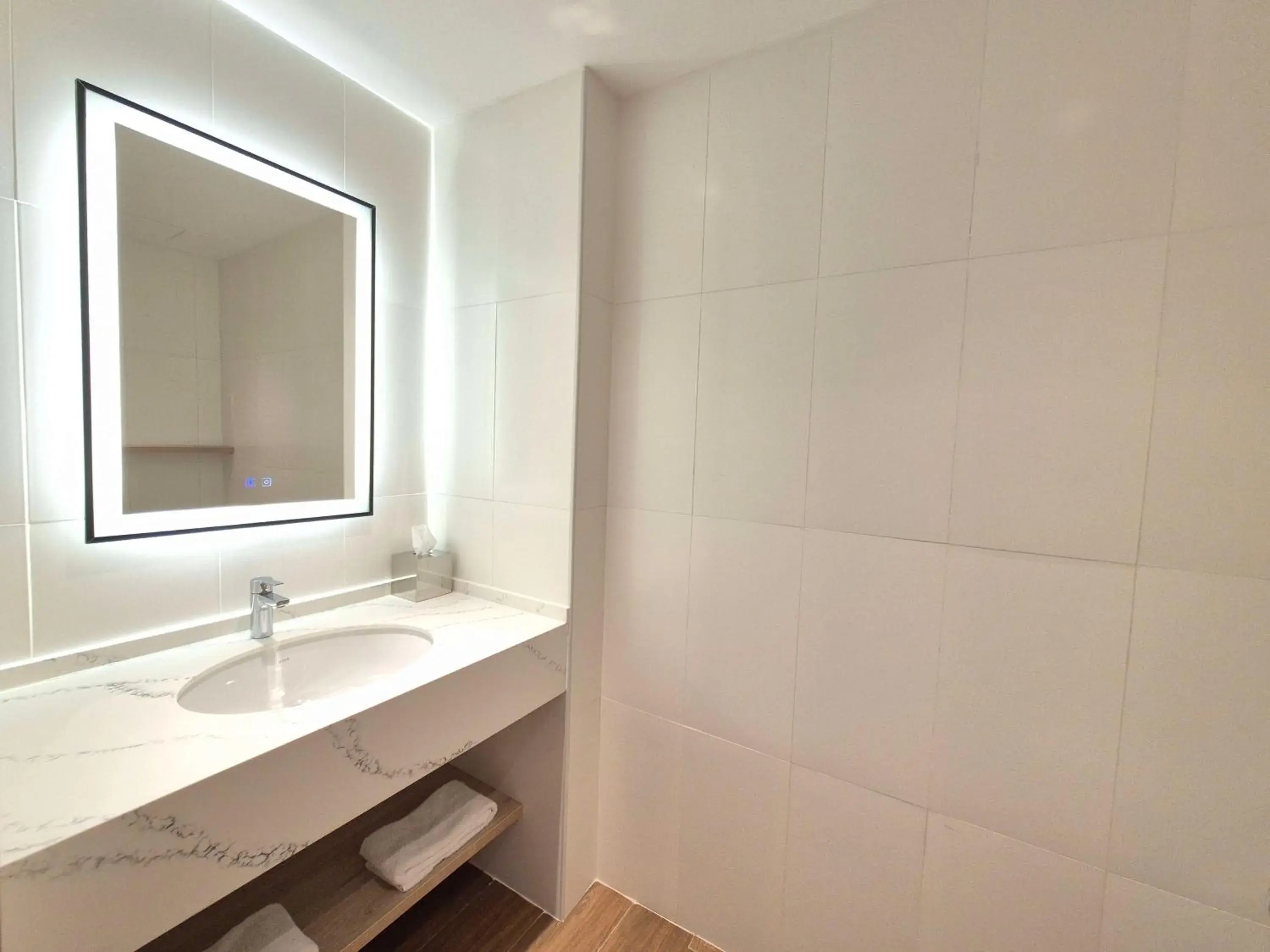 Bathroom in Hilton Garden Inn Termez Airitom Bathroom in Hilton Garden Inn Termez Airitom