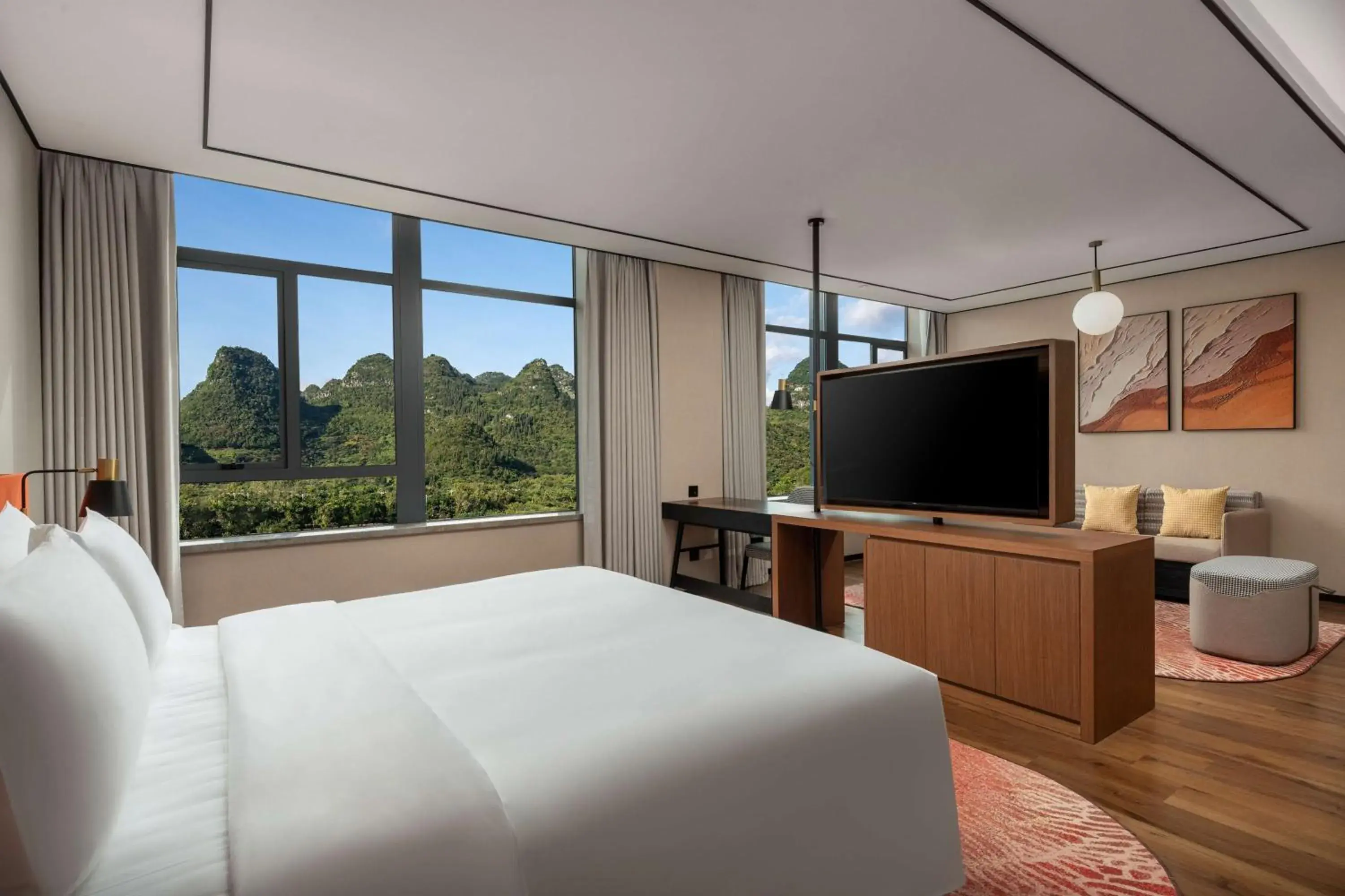 Bed in Hilton Garden Inn Xingyi Wanfenglin Bed in Hilton Garden Inn Xingyi Wanfenglin