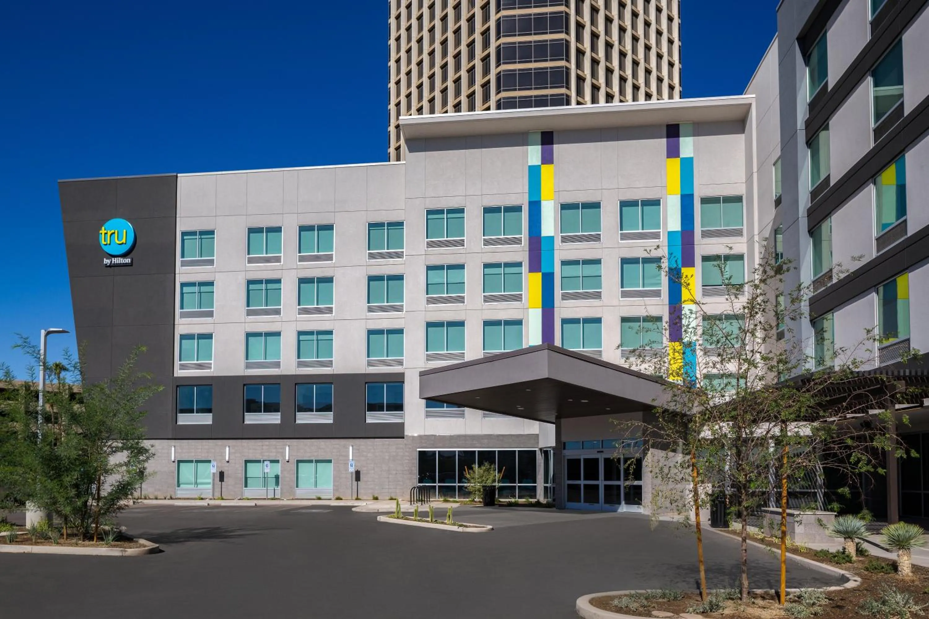 Property building in Home2 Suites By Hilton Phoenix Midtown