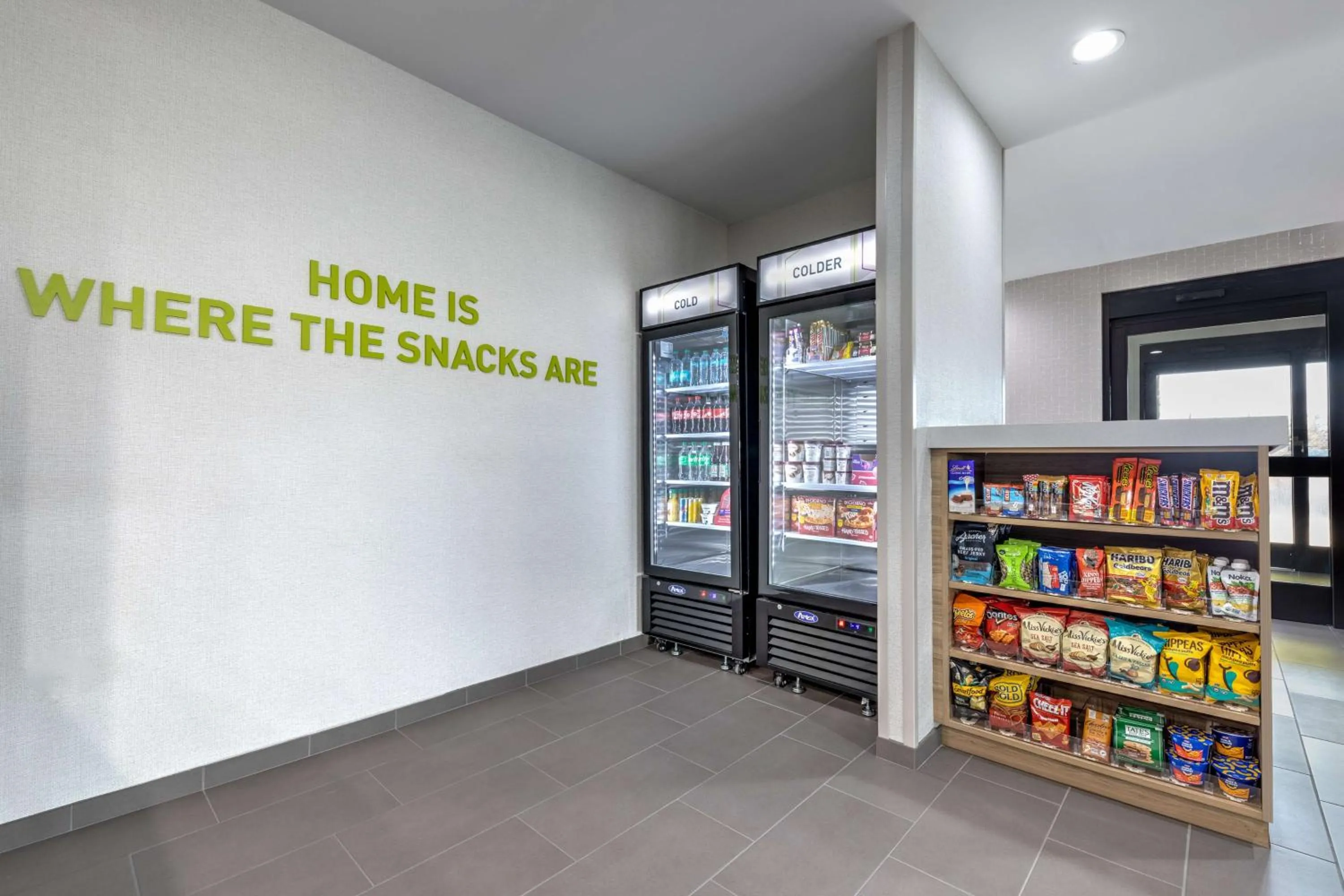 Restaurant/places to eat in Home2 Suites By Hilton Dallas I-30 Cockrell Hill