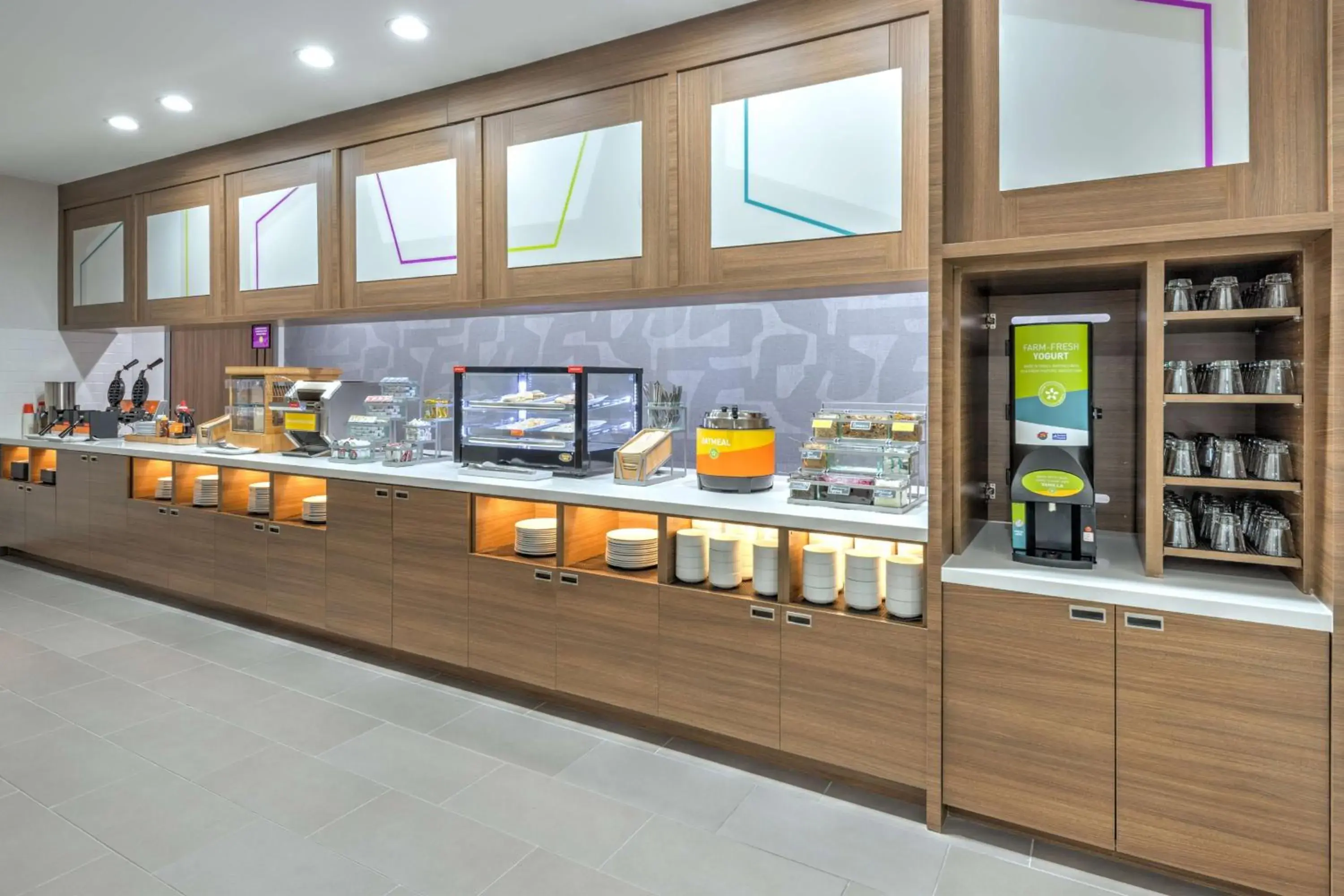 Breakfast in Home2 Suites By Hilton Dallas I-30 Cockrell Hill Breakfast in Home2 Suites By Hilton Dallas I-30 Cockrell Hill