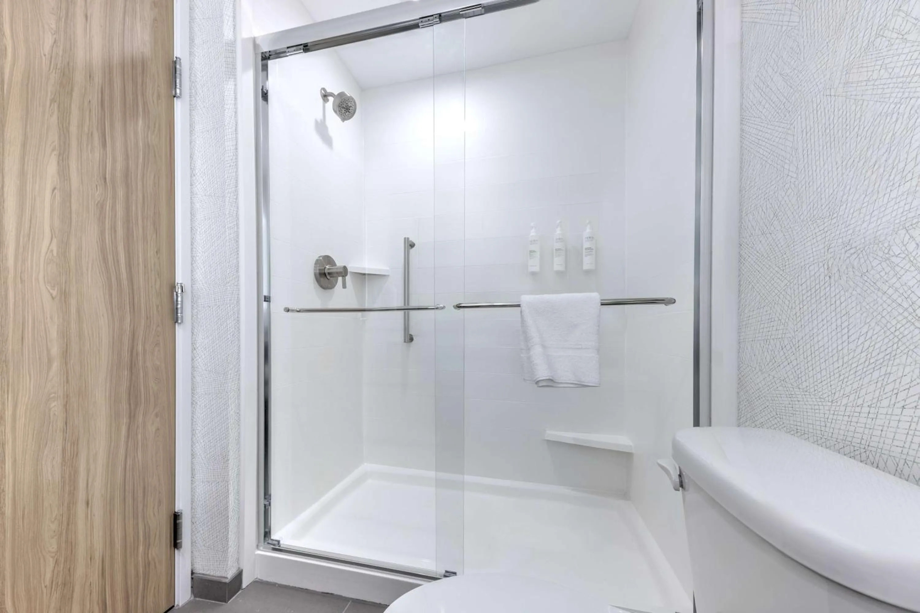 Bathroom in Home2 Suites By Hilton Dallas I-30 Cockrell Hill