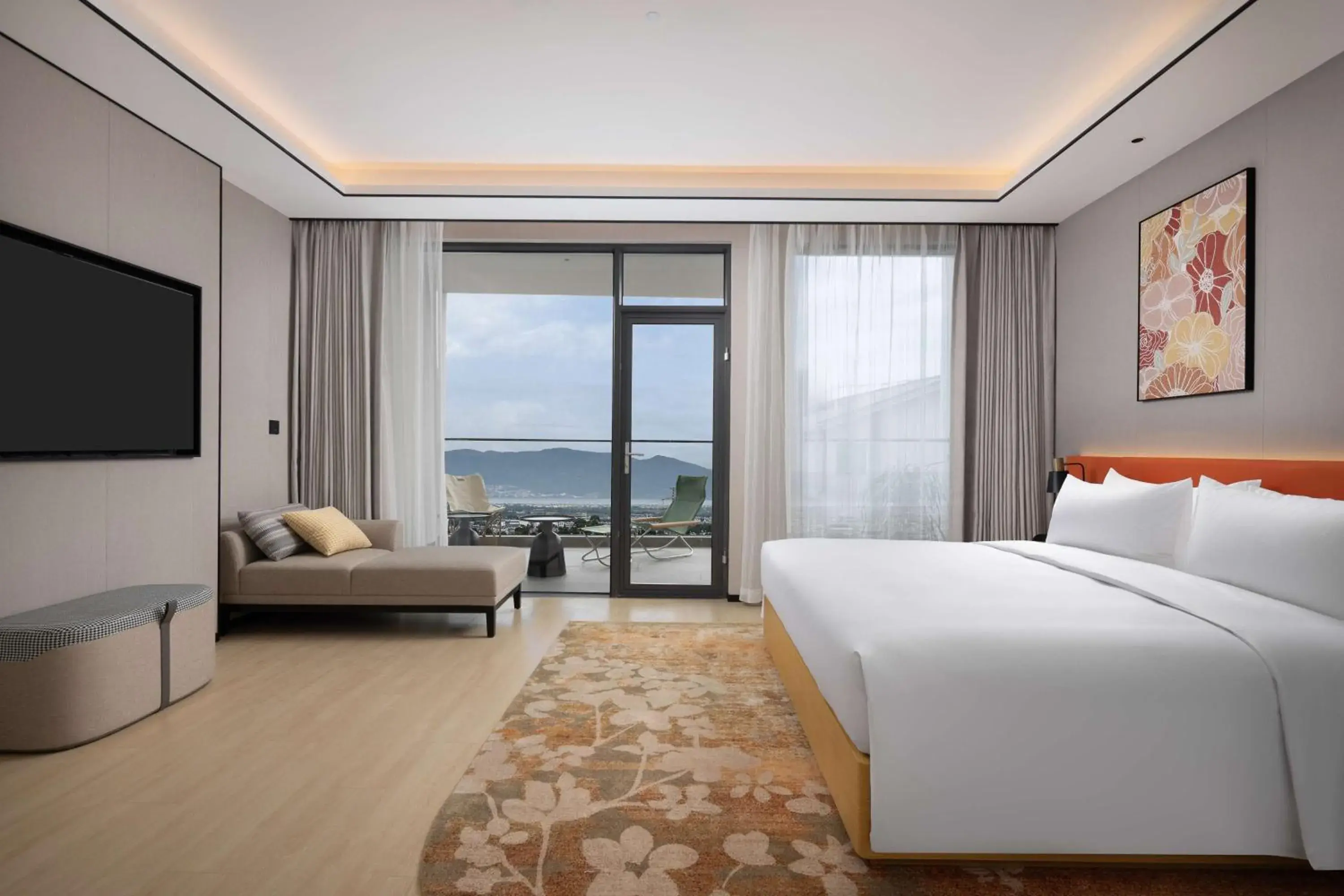 Living room, Bed in Hilton Garden Inn Dali Ancient City Living room, Bed in Hilton Garden Inn Dali Ancient City