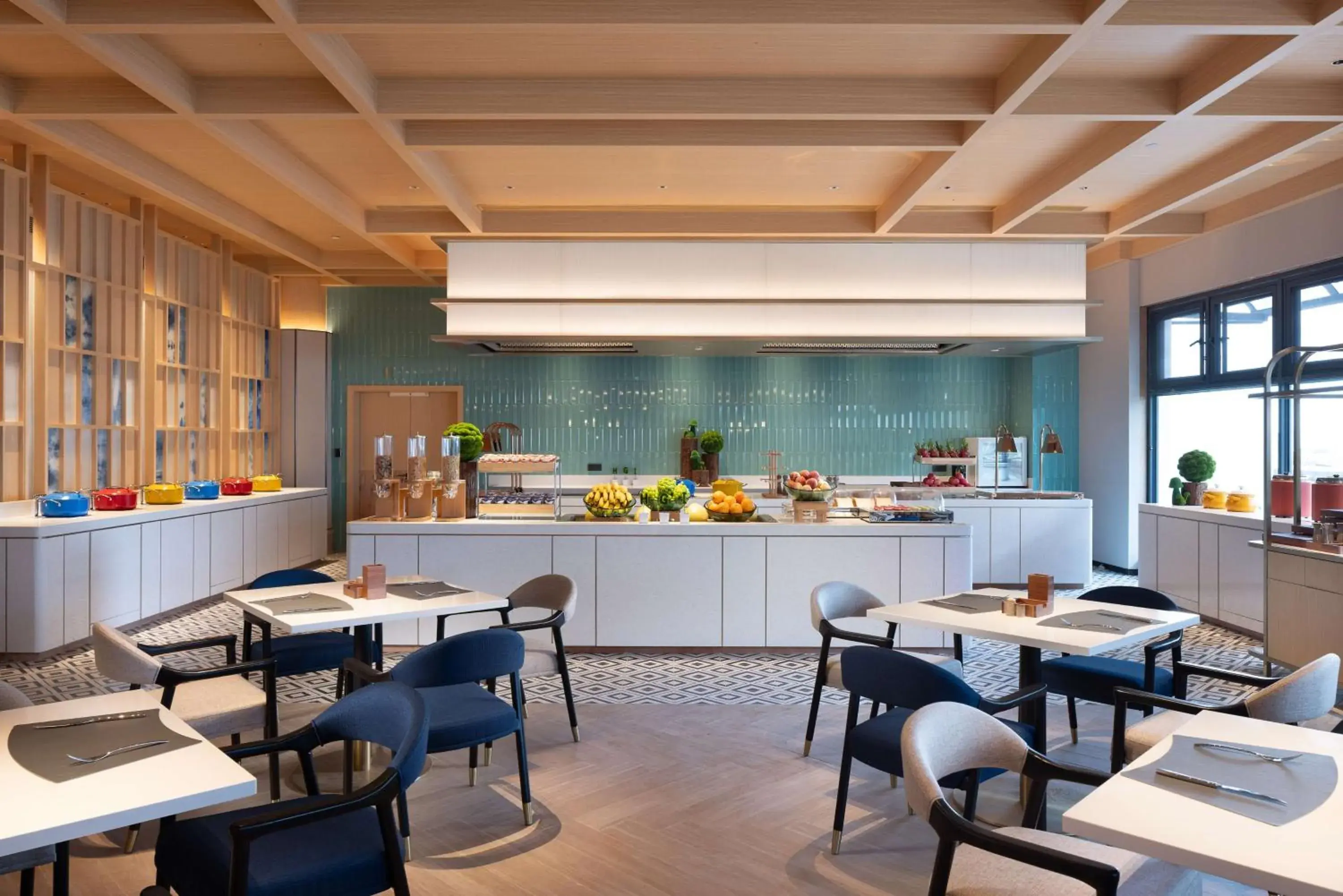 Restaurant/places to eat in Hilton Garden Inn Dali Ancient City Restaurant/places to eat in Hilton Garden Inn Dali Ancient City