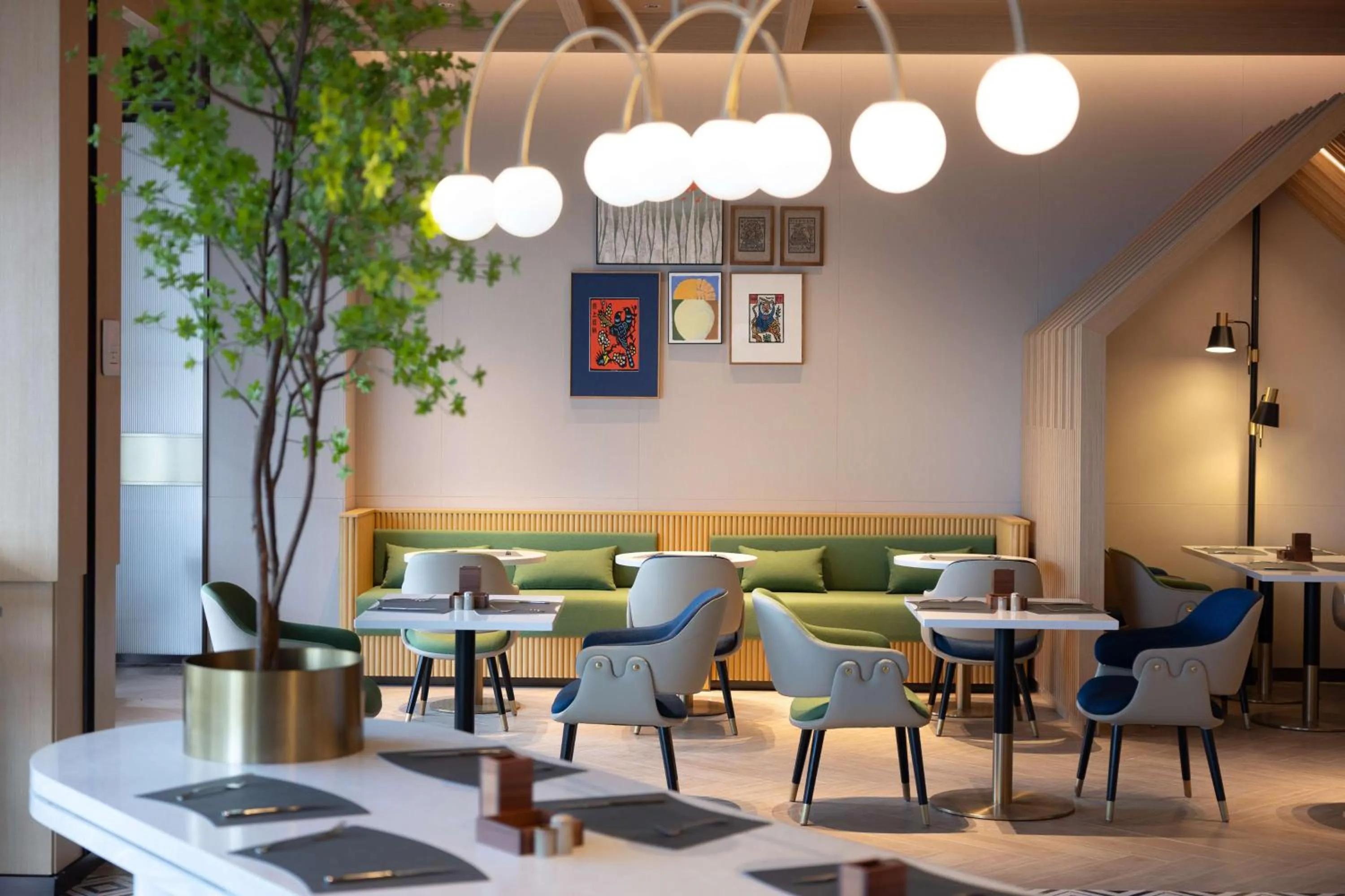 Restaurant/places to eat in Hilton Garden Inn Dali Ancient City