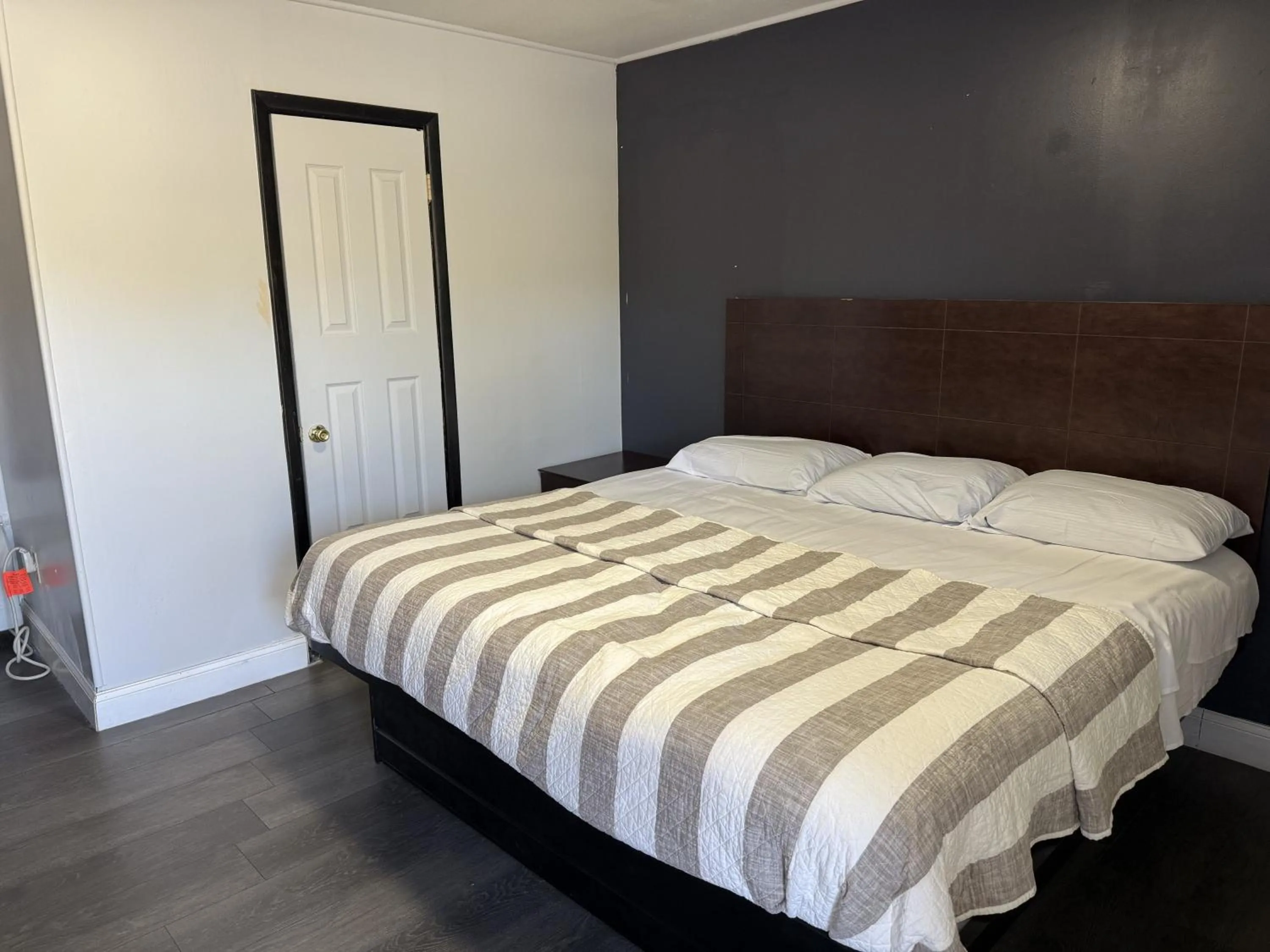 Budget Inn