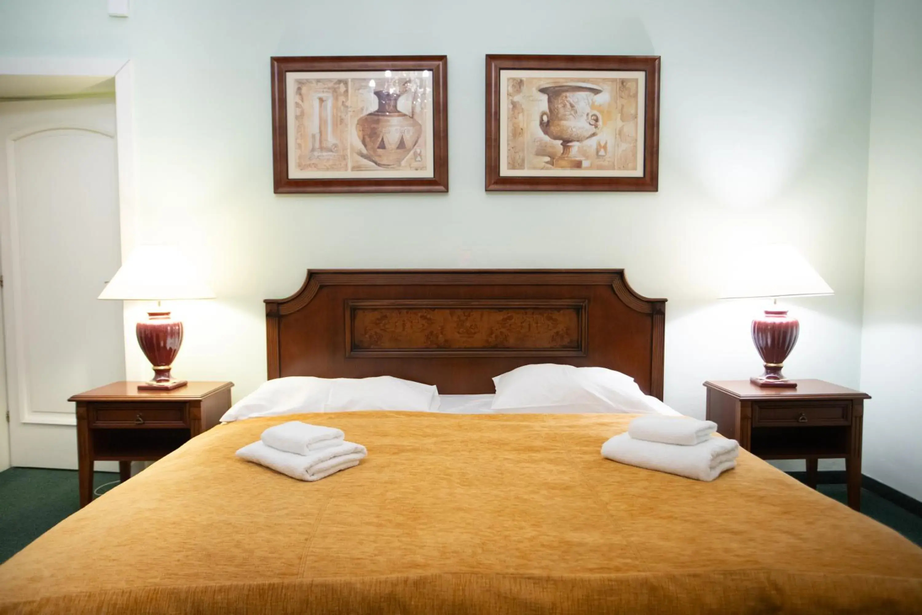 Suite in Hotel Ester Suite in Hotel Ester