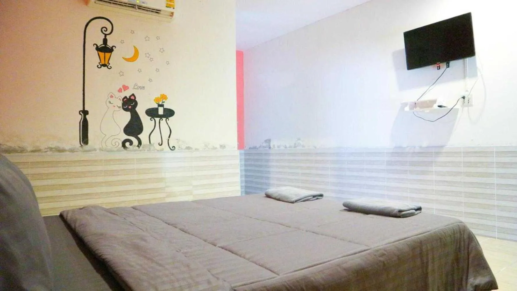 Lobby or reception, Bed in The Moon Resort Phetchaburi