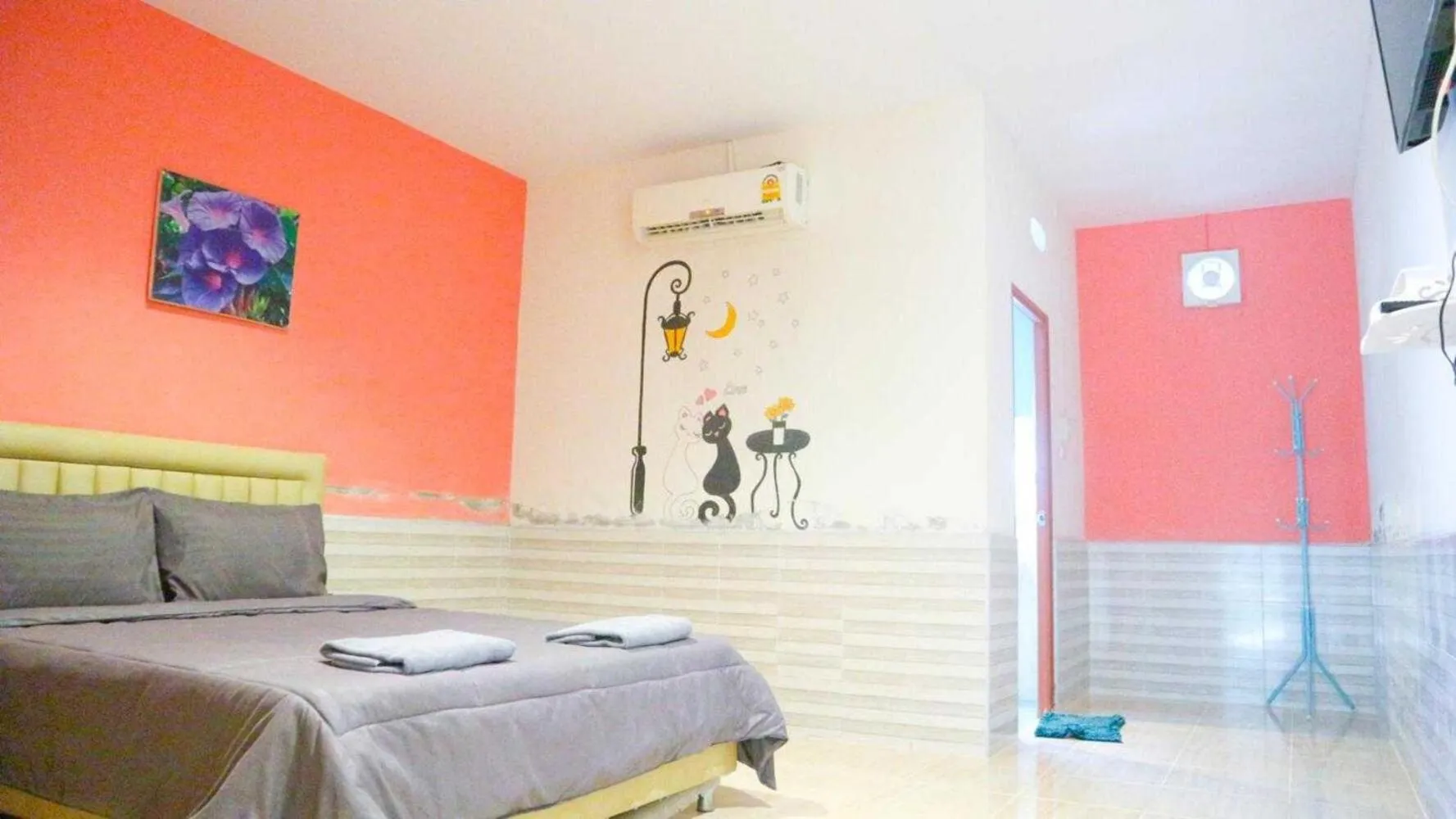 Lobby or reception, Bed in The Moon Resort Phetchaburi