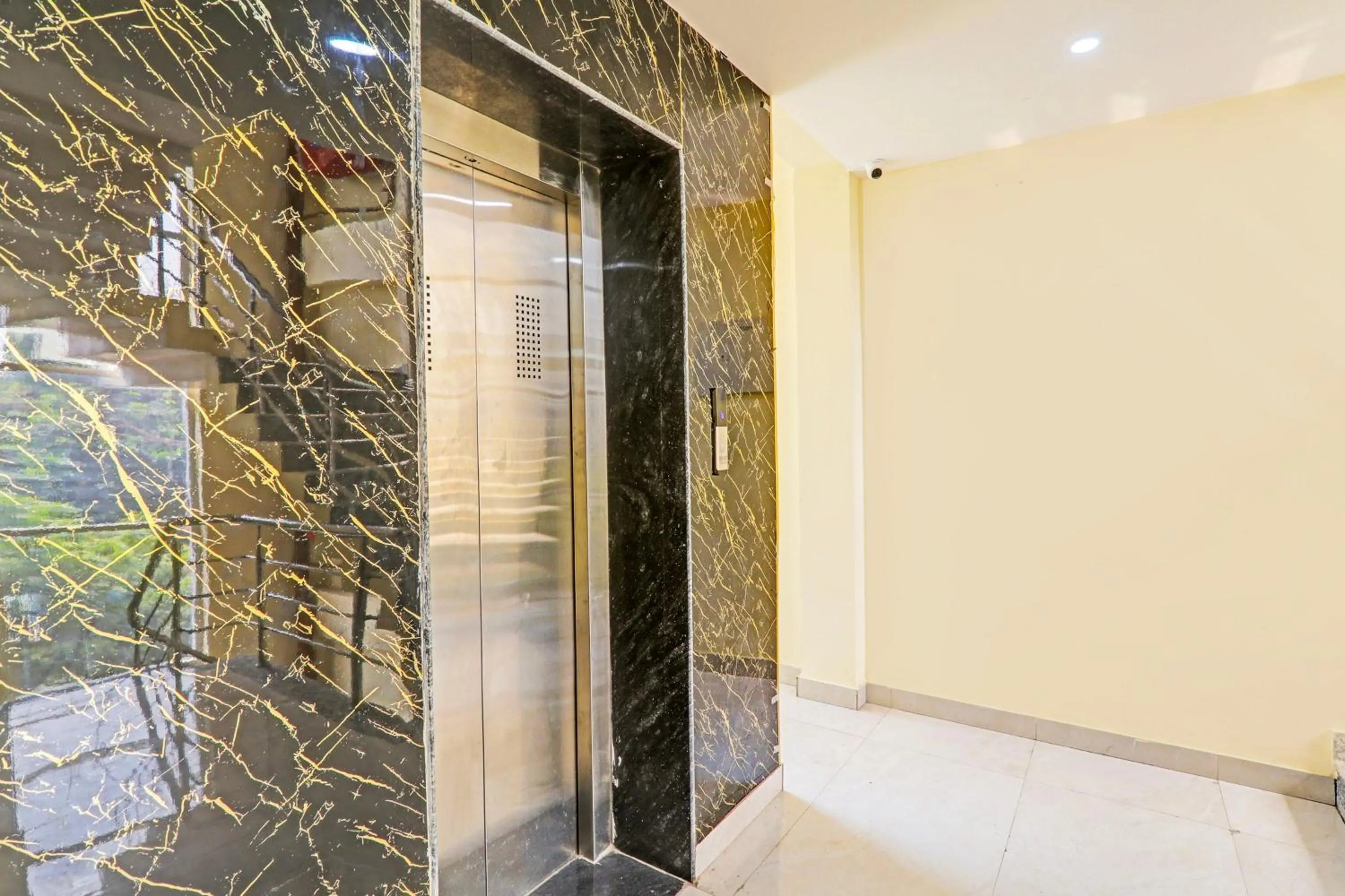 Other in Super Hotel O Kathauta Jheel Malhaur Gomti Nagar