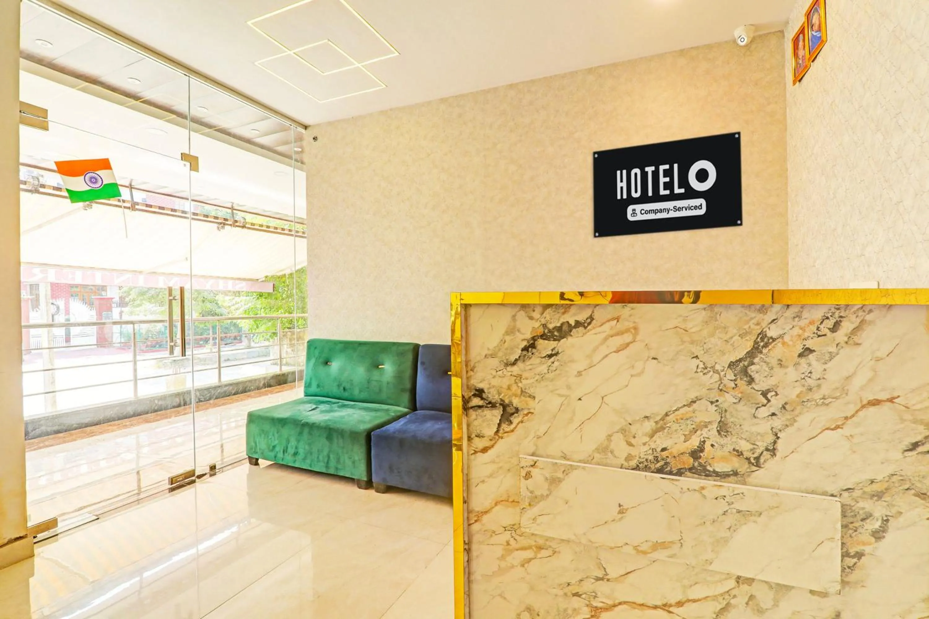 Lobby or reception in Super Hotel O Kathauta Jheel Malhaur Gomti Nagar