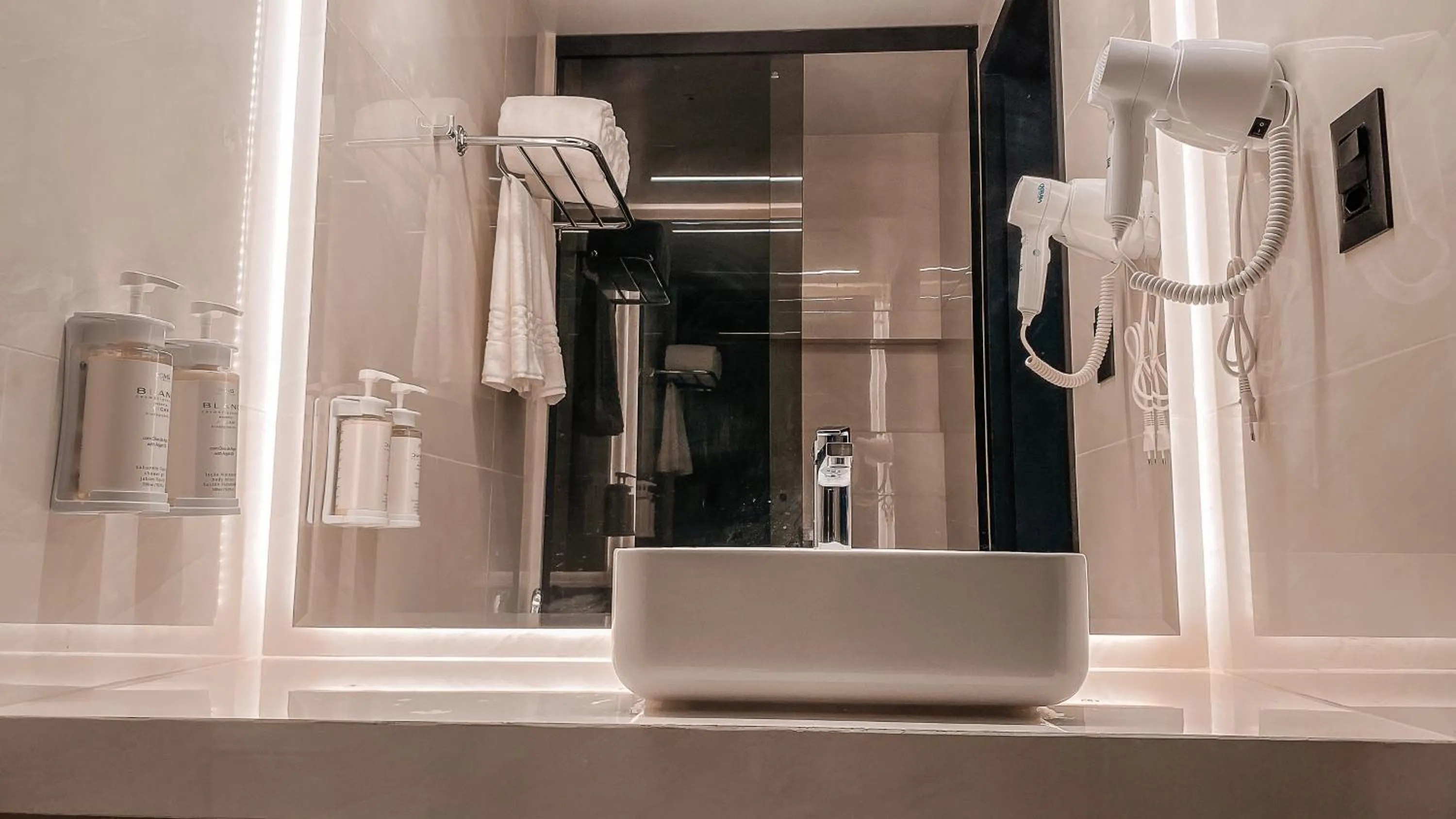 Shower in Icon Hotel by Welkom