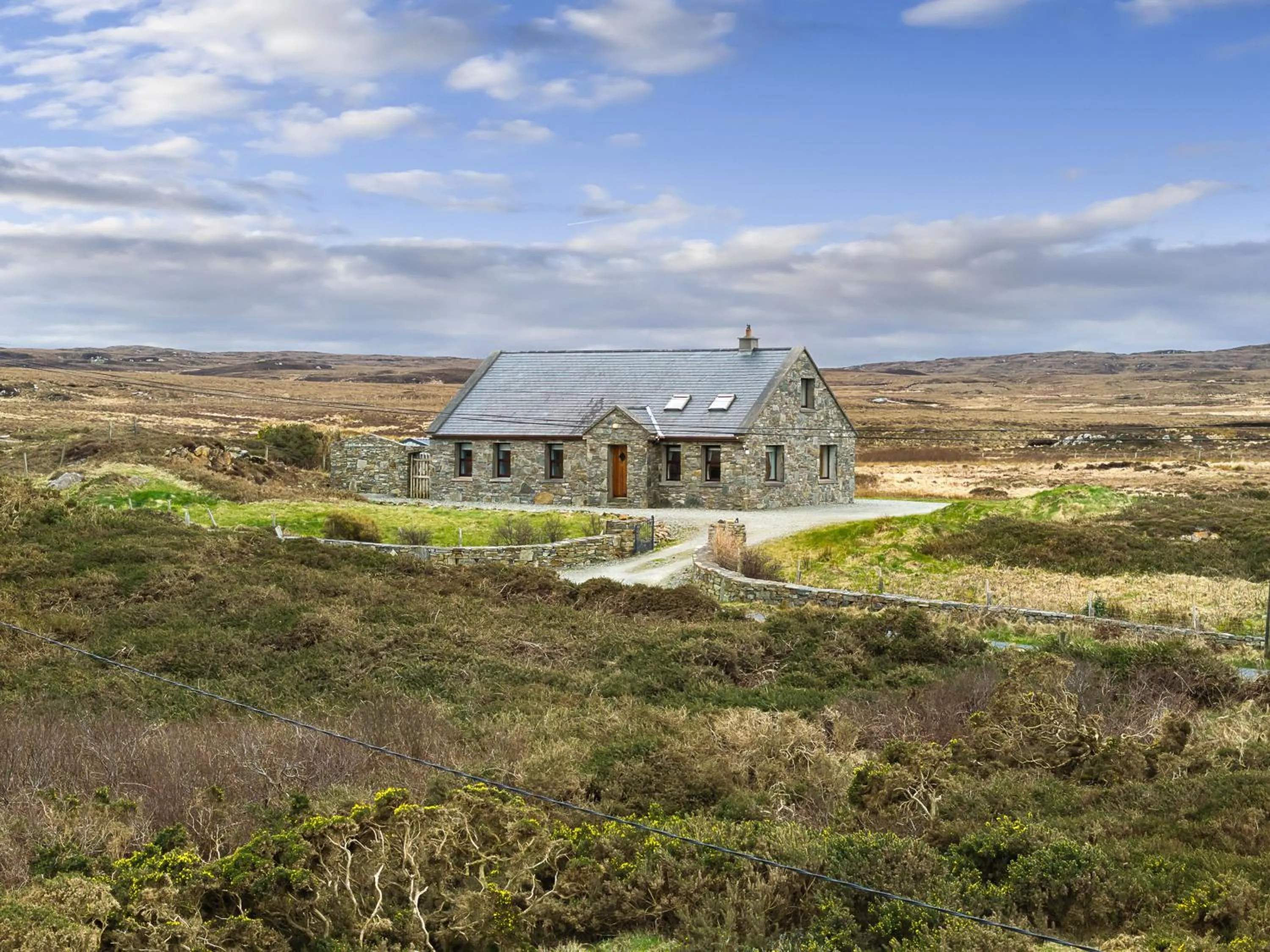 Property building in Cottage 118 - Cleggan
