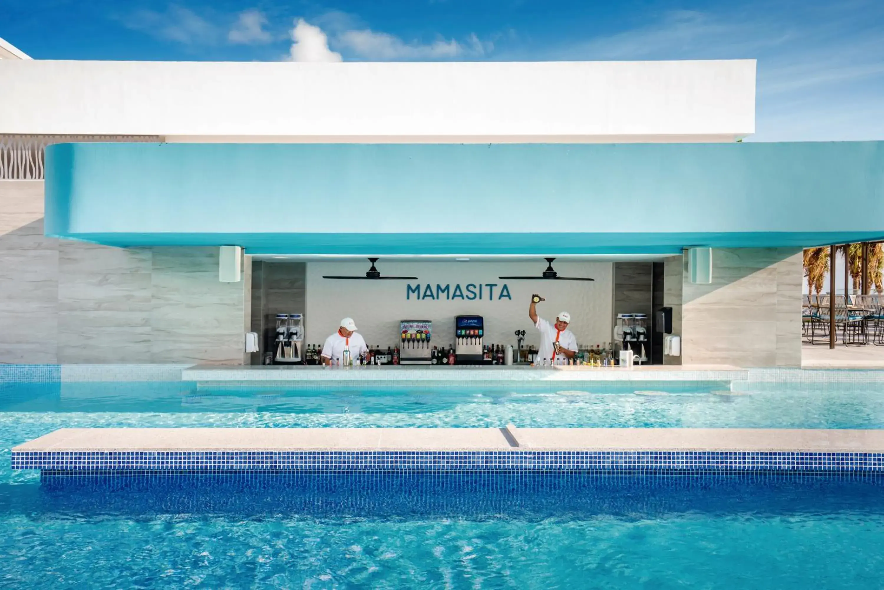 Lounge or bar in Riu Palace Kukulkan - Adults Only - All Inclusive Lounge or bar in Riu Palace Kukulkan - Adults Only - All Inclusive